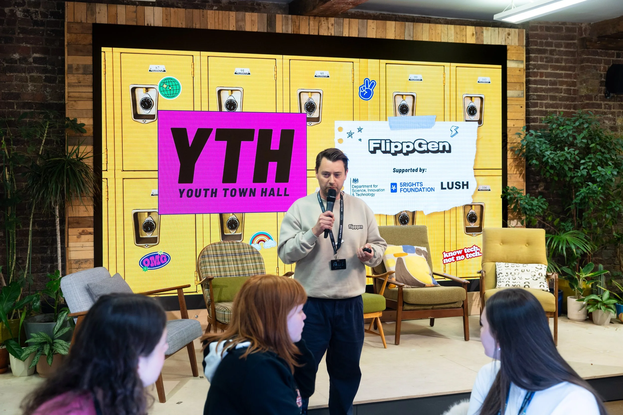 Flippgen YTH & Lush (high res)_52.jpg