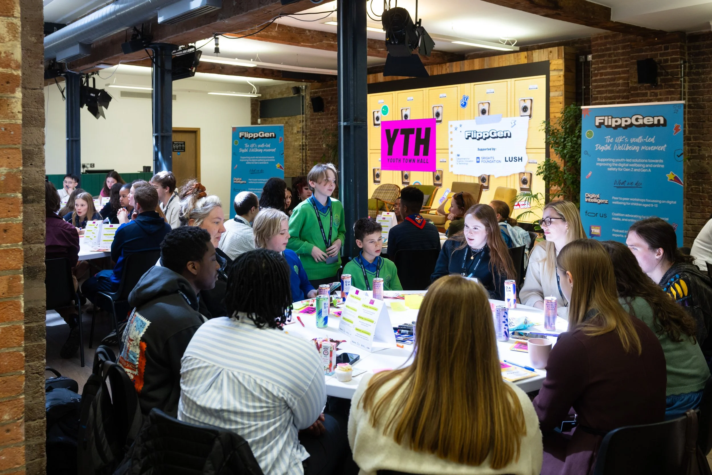 Flippgen YTH & Lush (high res)_73.jpg