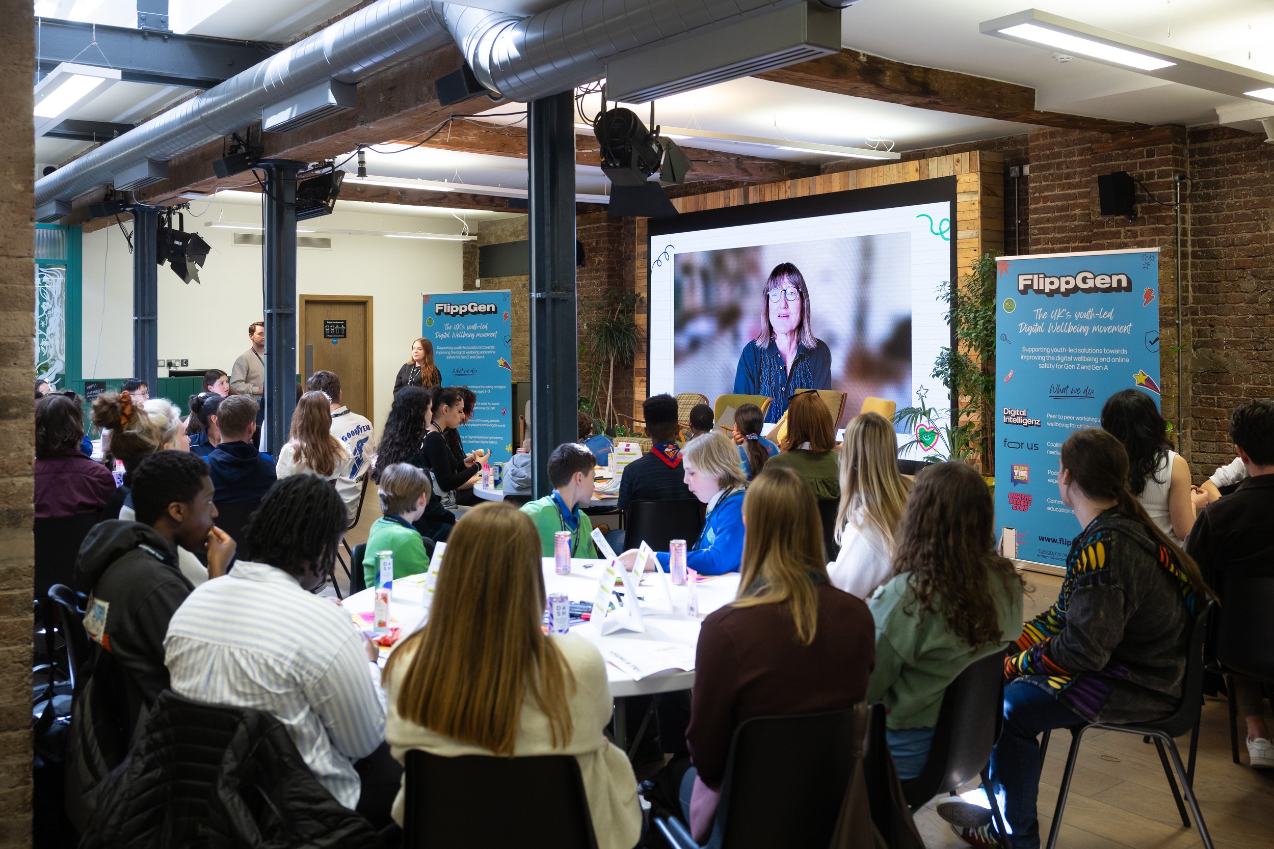 Flippgen YTH & Lush (high res)_53.jpg