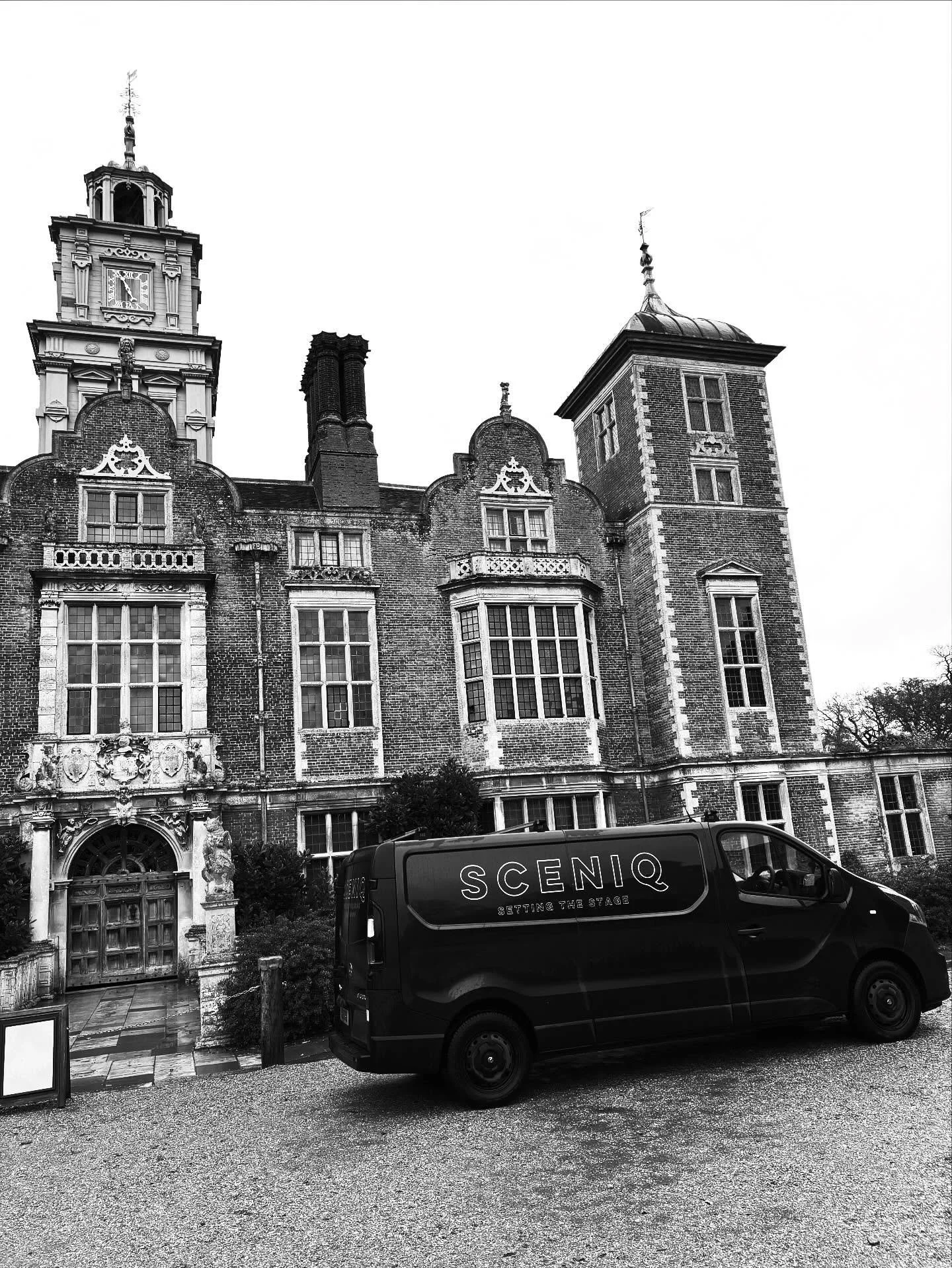 It&rsquo;s beginning to look a lot like Christmas ❄️✨
We&rsquo;ve been sprinkling a bit of Sceniq magic inside @blicklingnt, transforming rooms with props, lighting, animations and audio to create a full festive adventure.
The halls are officially de