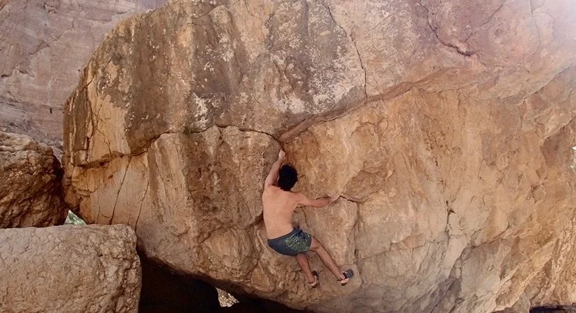 Bouldering in Oman