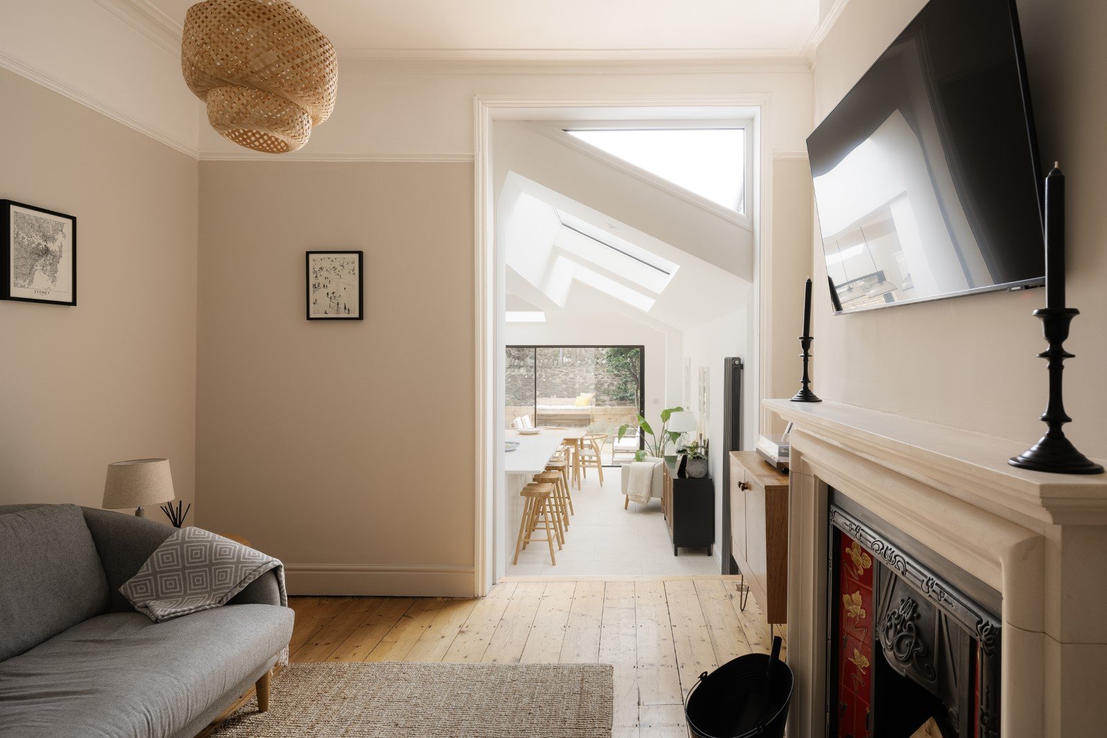 Triangular window.jpg