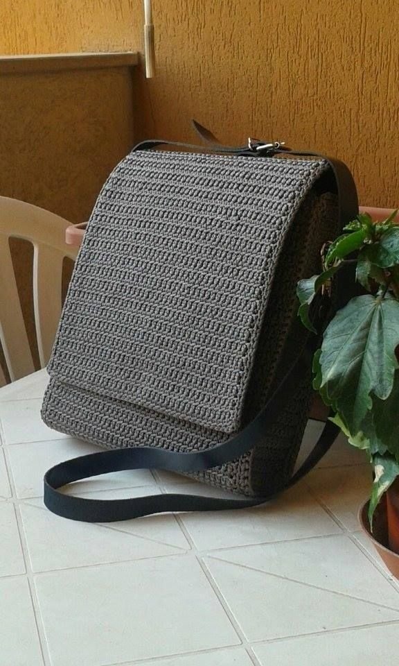 Sacoche Bandoulière Homme - Crochet