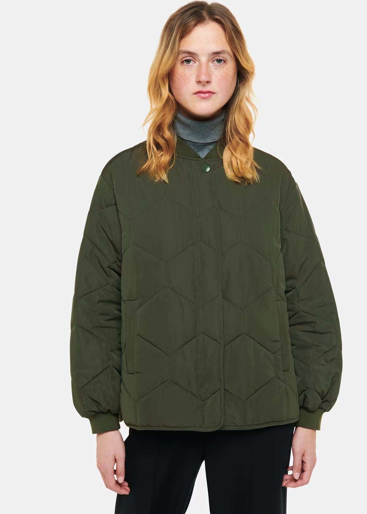 whistles-ida-short-quilted-coat-khaki-06.jpeg