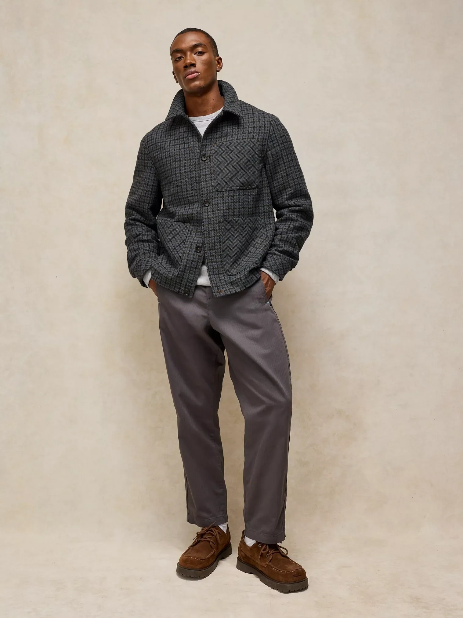446991-GREY_MLT-L.webp