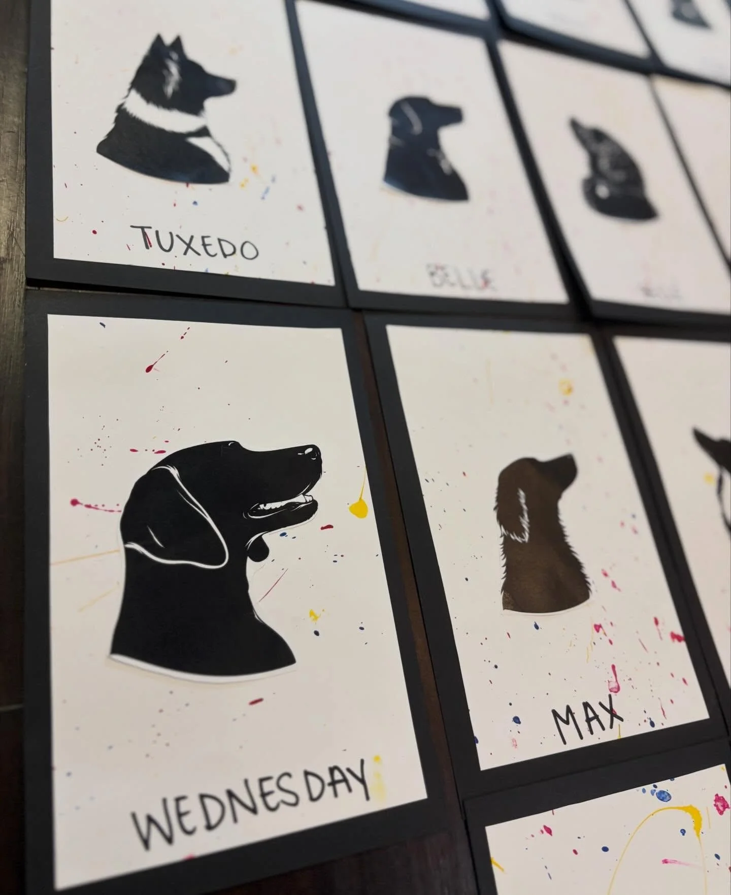 Every shadow tells a tail ➡️🐾
&bull;
&bull;
&bull;

#silhouetteportrait #dogdaycarelife #dogart #artclass #oneofakind