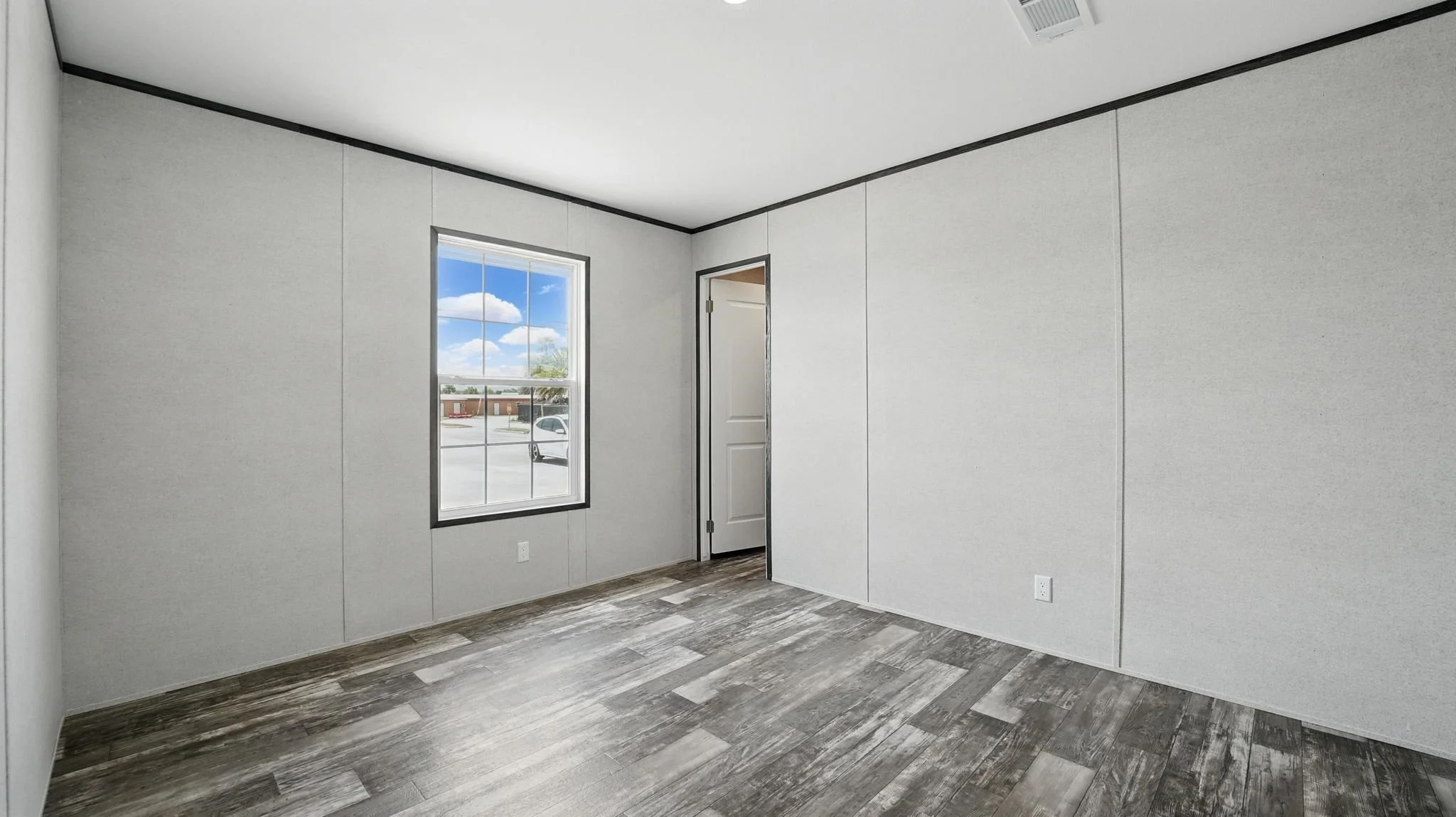 24-web-or-mls-Photo_009.jpg