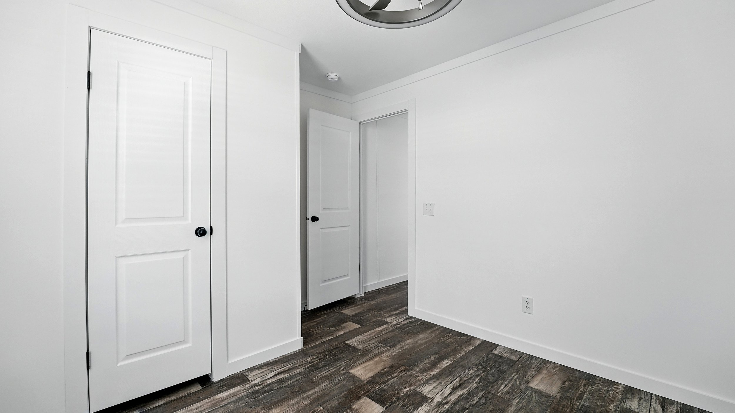 16-Bedroom 2.jpg