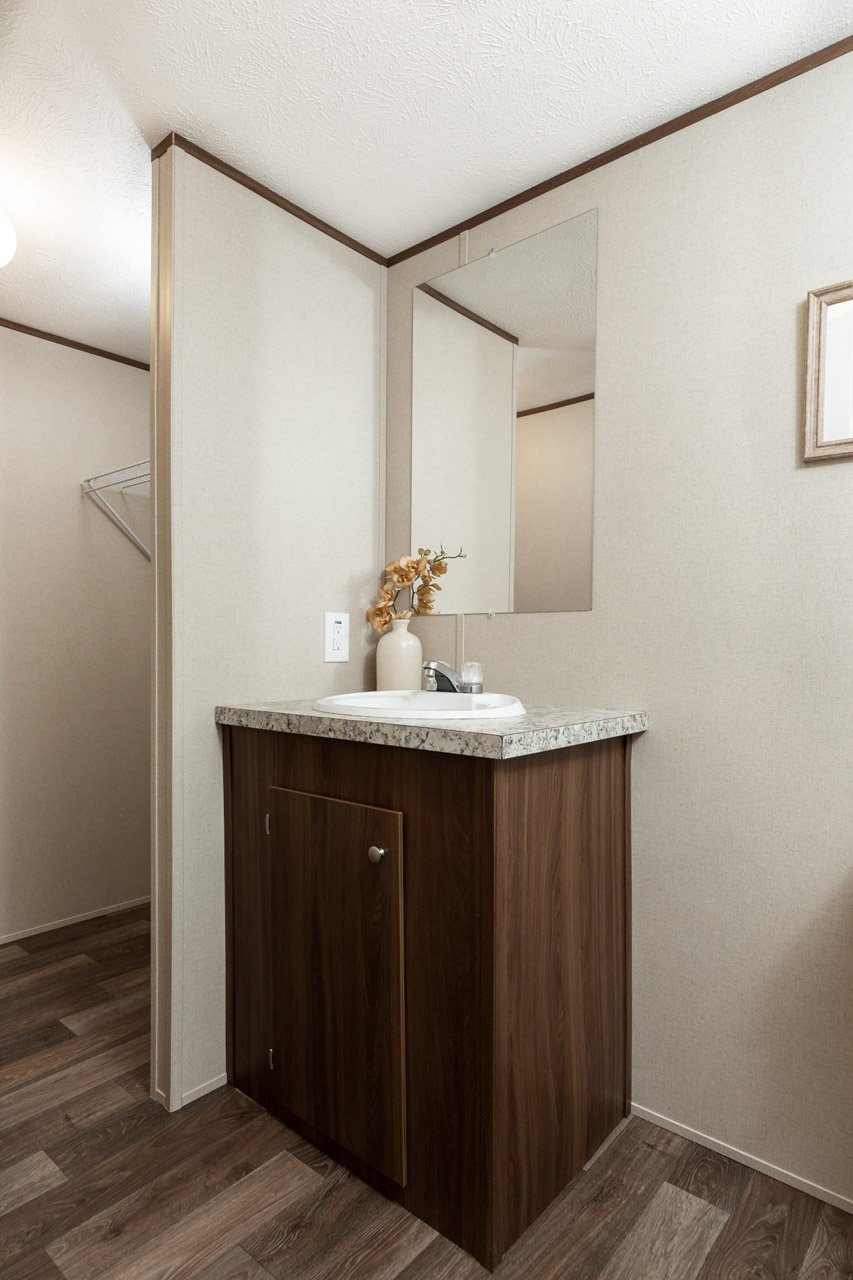 47TRS14764AH_Grand_Master_Bath_02_2020-April.jpg