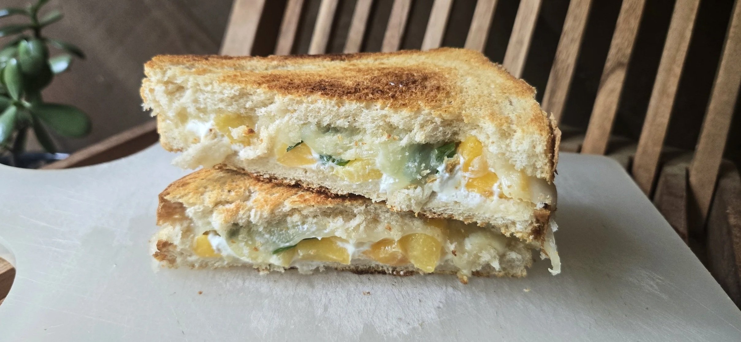 Feature Sandwich: The Cheese Louise