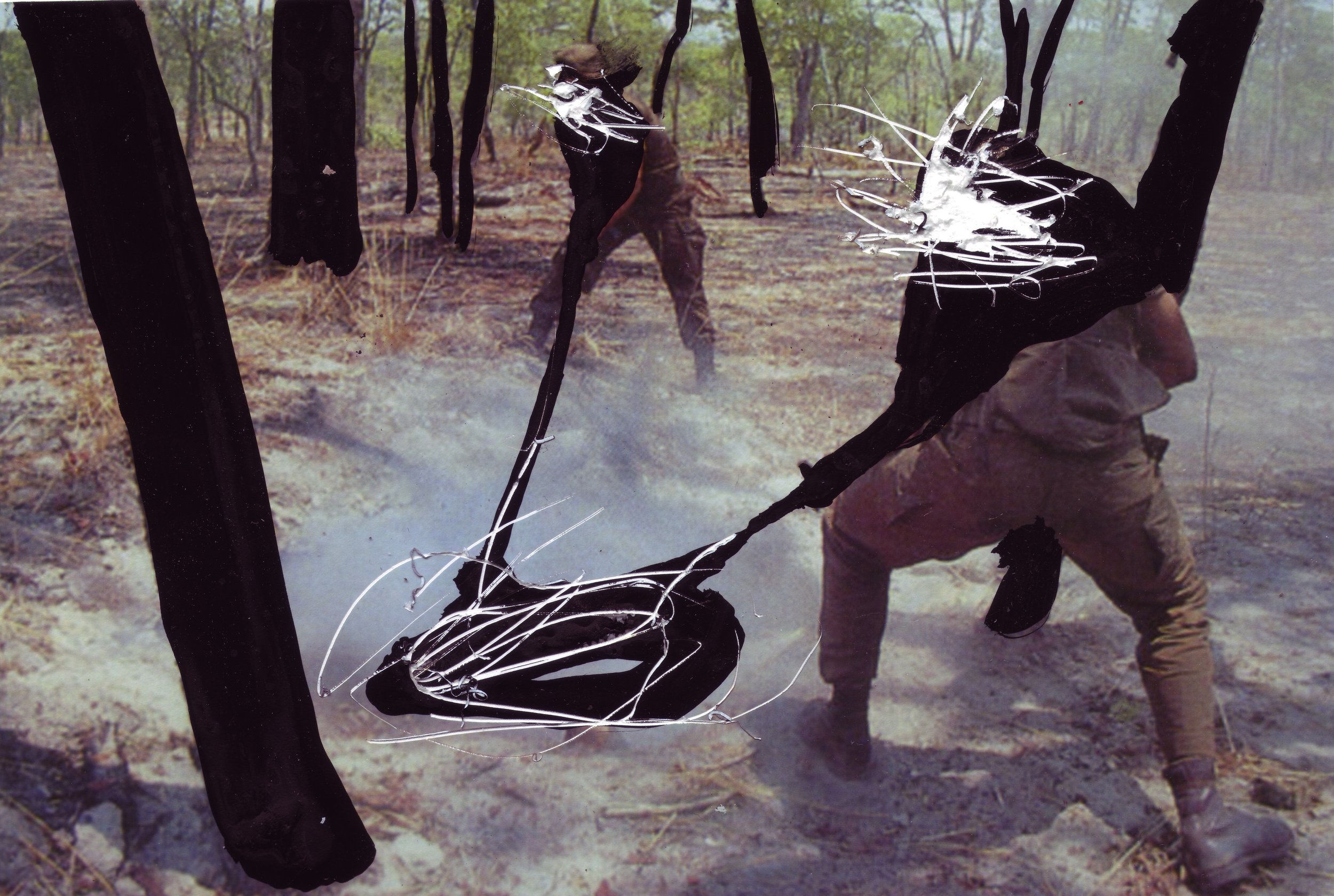 SADF photo BUNKER CLEARING SWAPO.jpg