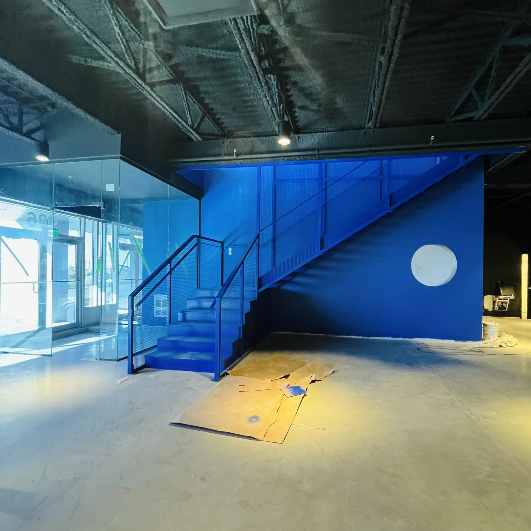 L'escalier de la réception chez theatrixx technologies