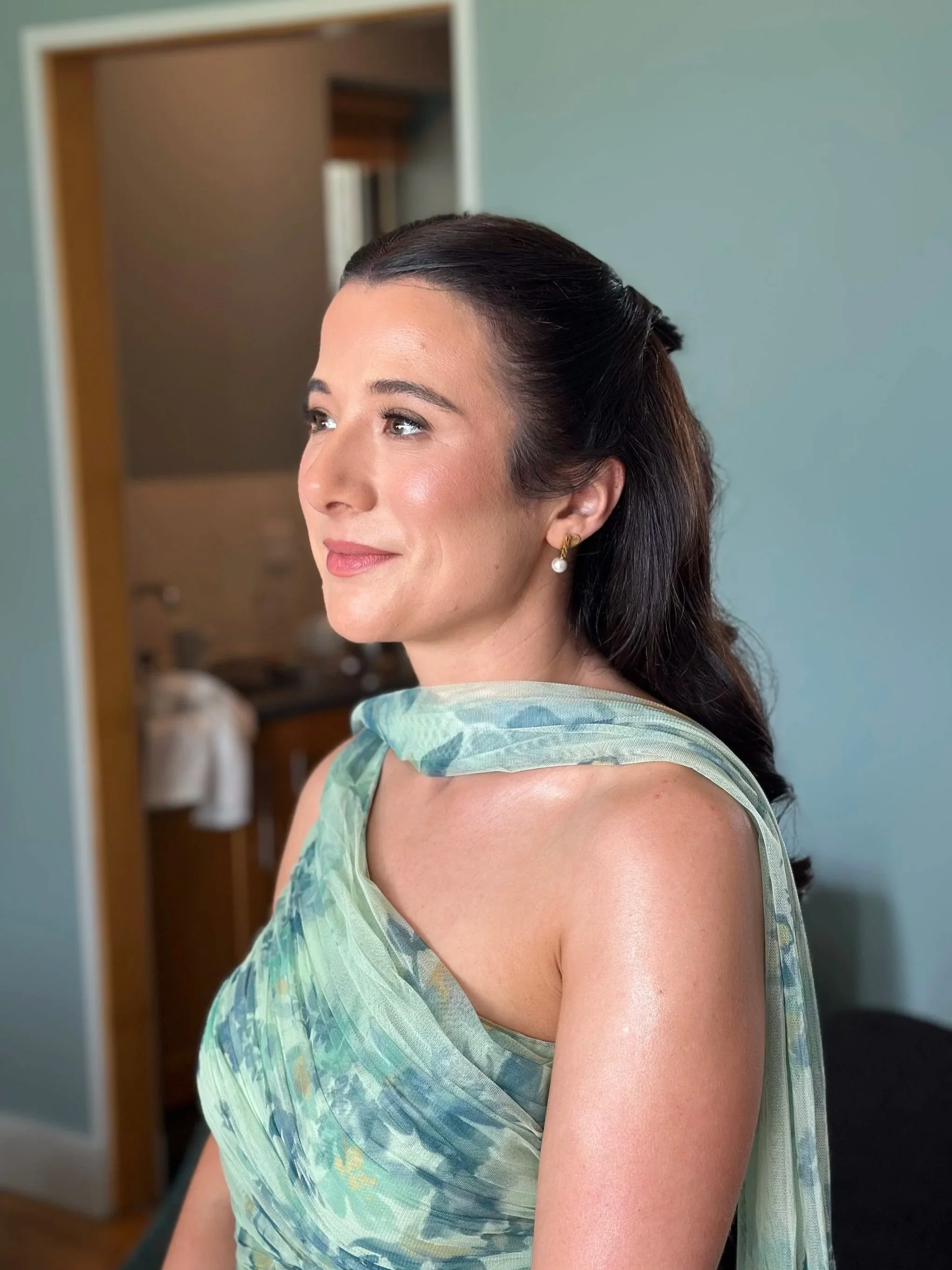 Hair by Laura Glendon Hair Stylist