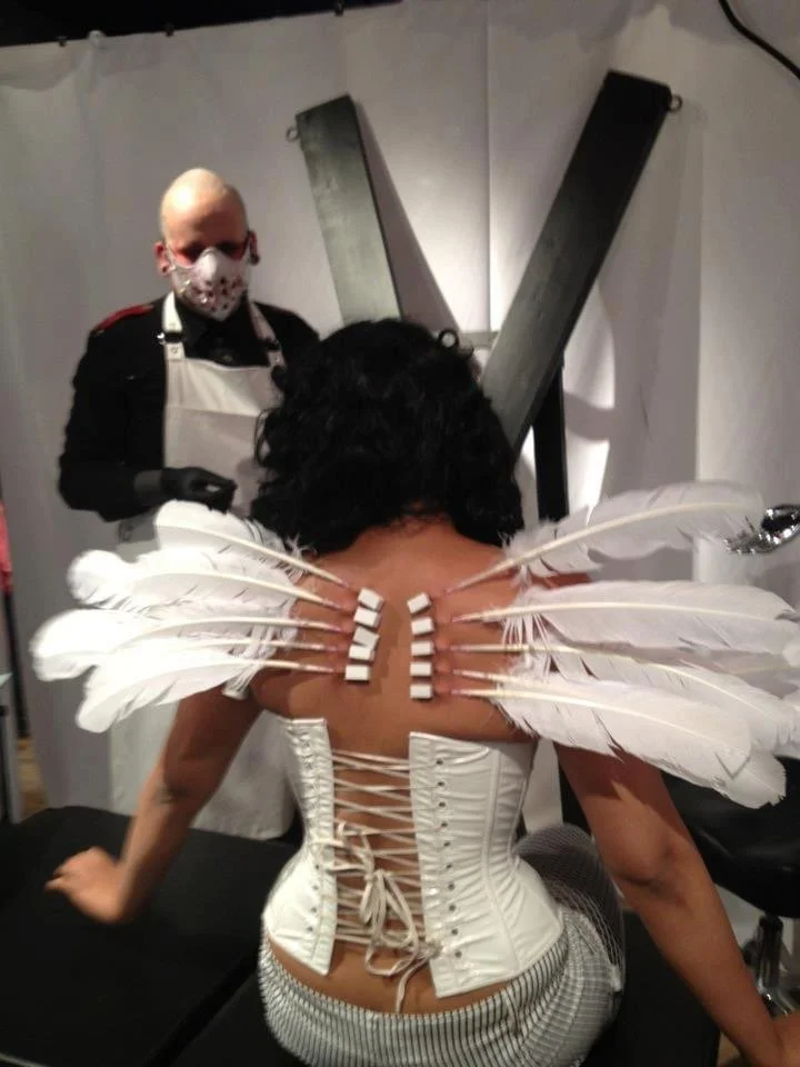 DSK white Feathers present.JPG