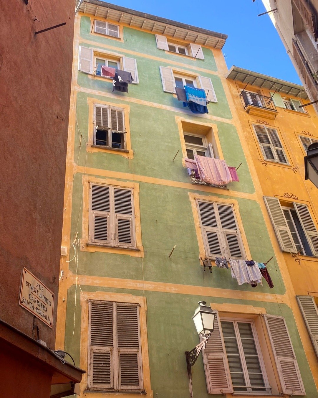 Simplicity 3
Line-dried and life-lit
August, 2024

#nice #France