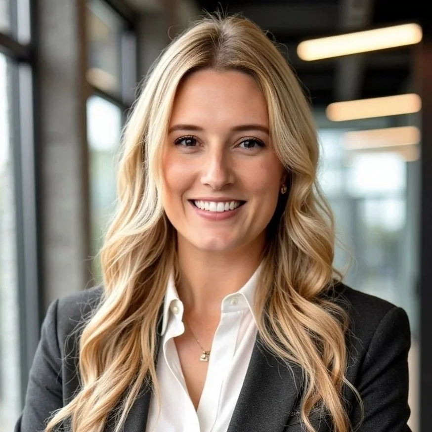 Lindsey Balduf Headshot