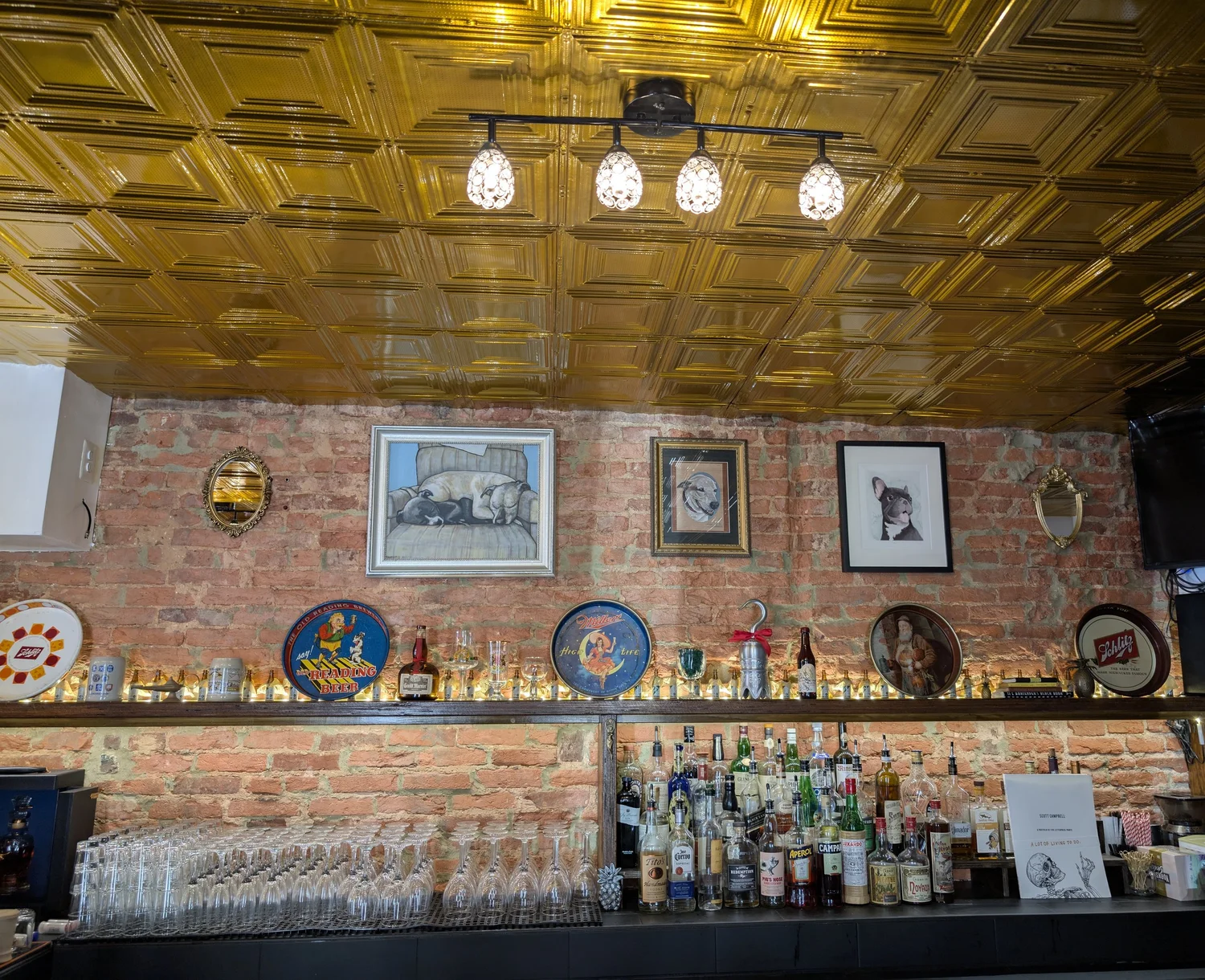 Bar photo 1