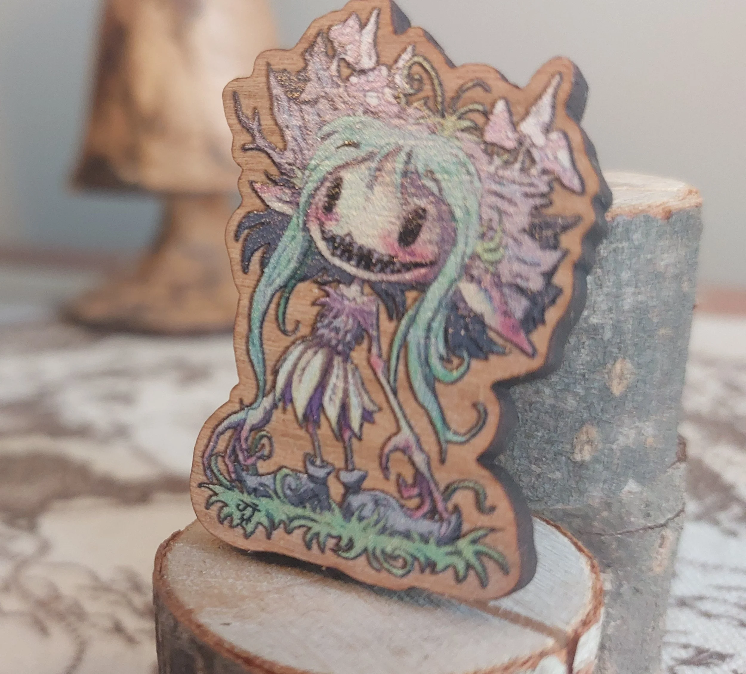 'Loghead' the Faeling Wooden Pin Badge