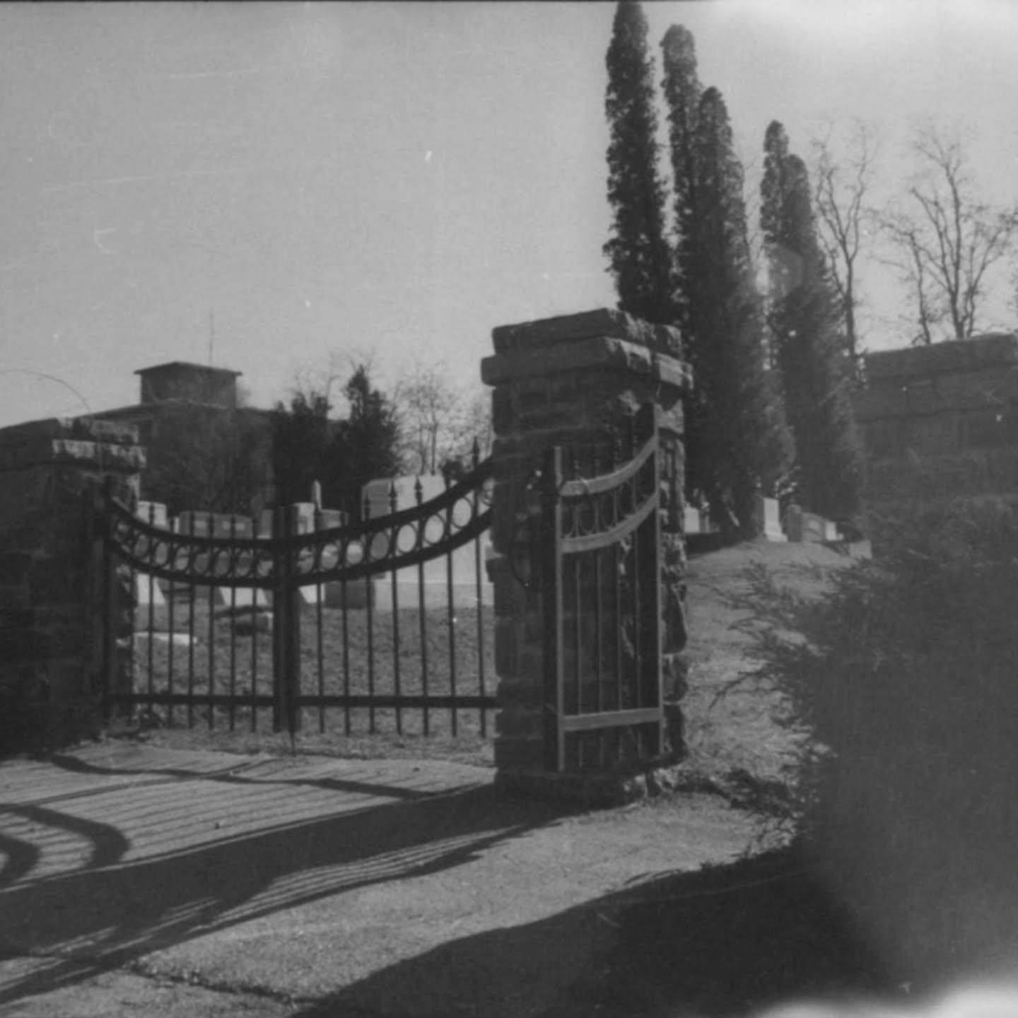 Have you ever wondered what lies beneath the center of Appalachian State's Campus? Book a ghost tour with TourBoone, and join us as we explore to find out!
.
.
.
.
.
.
#ghost #ghostwalk #spookyboone #ghosttour #cemetary #graveyard #tour #tourboone #m