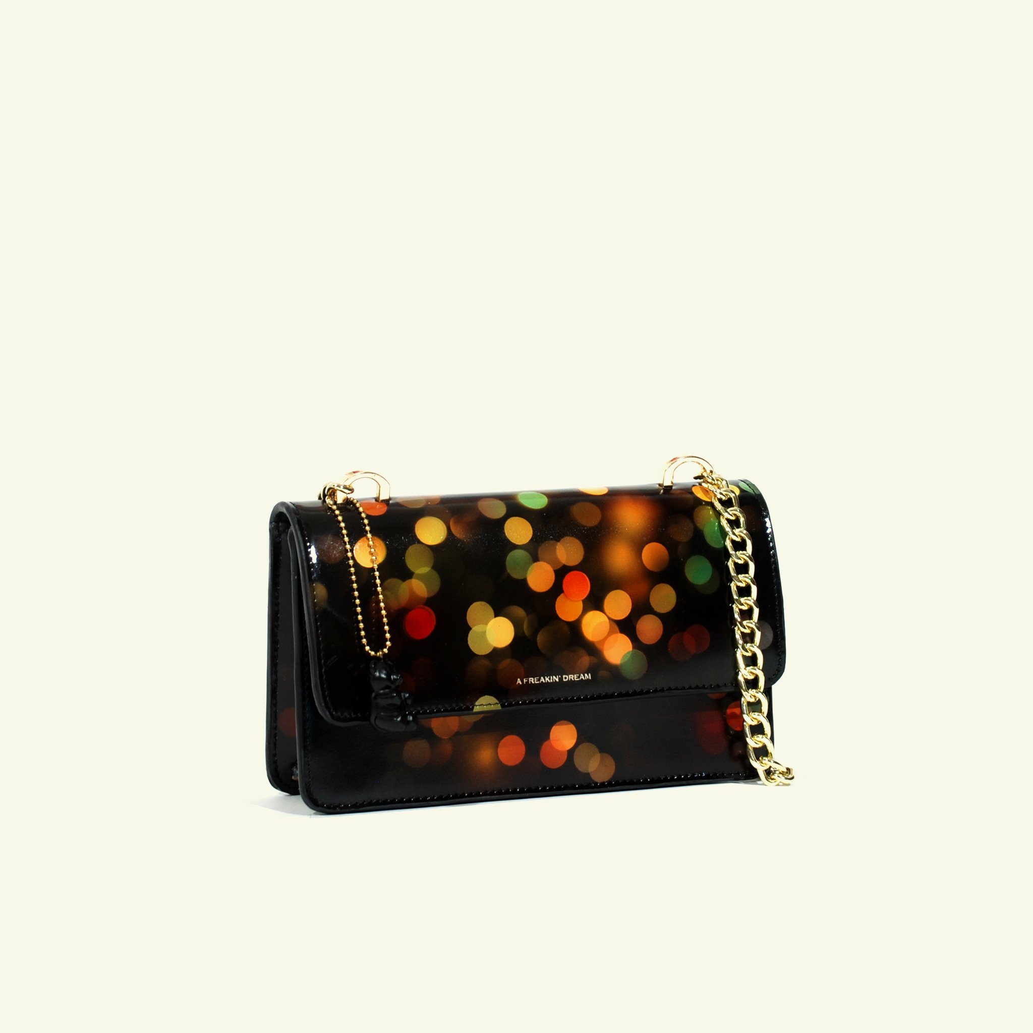 Brenda Blurred lights 2 E-commerce.jpg