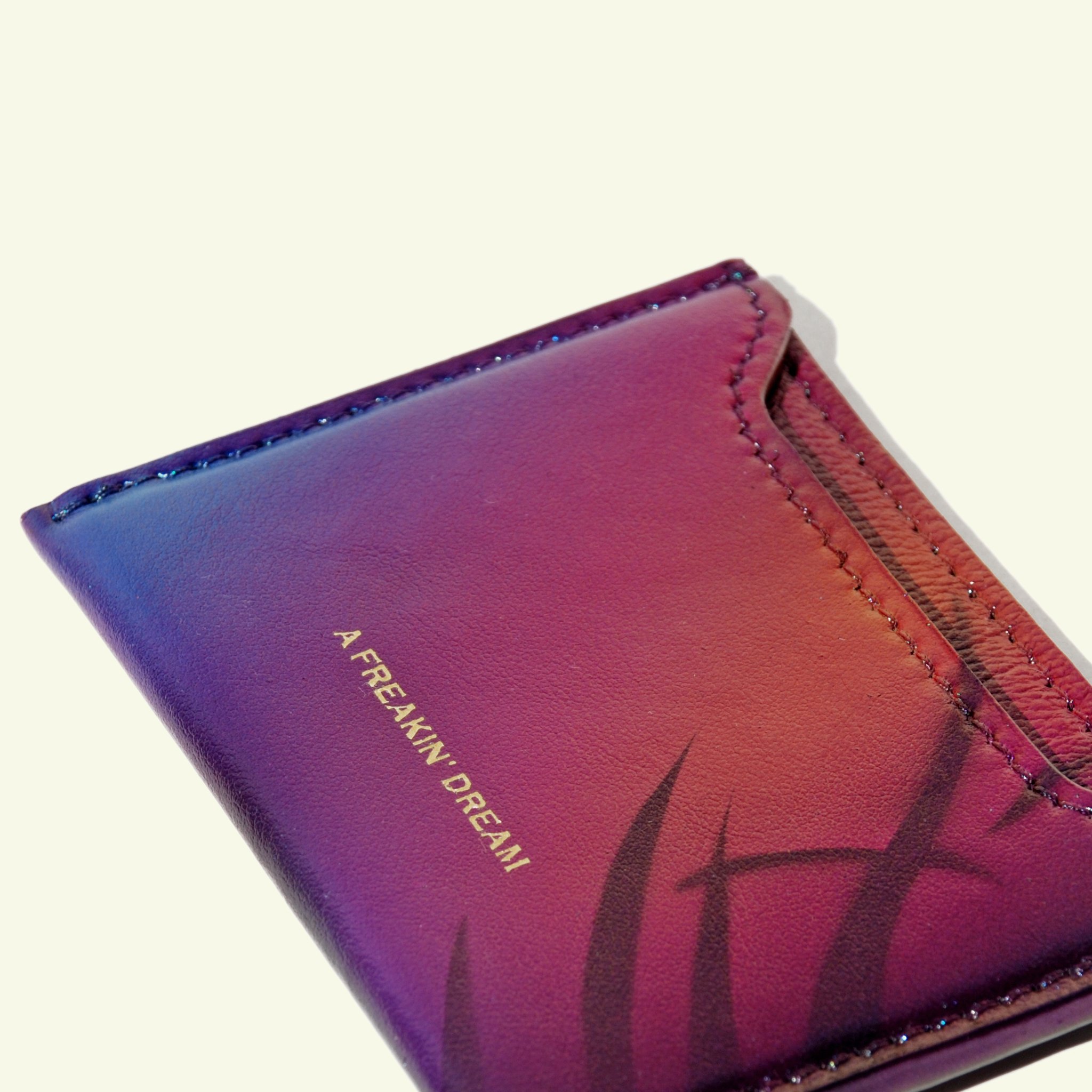 Card Holder California E-COMMERCE 4.jpg