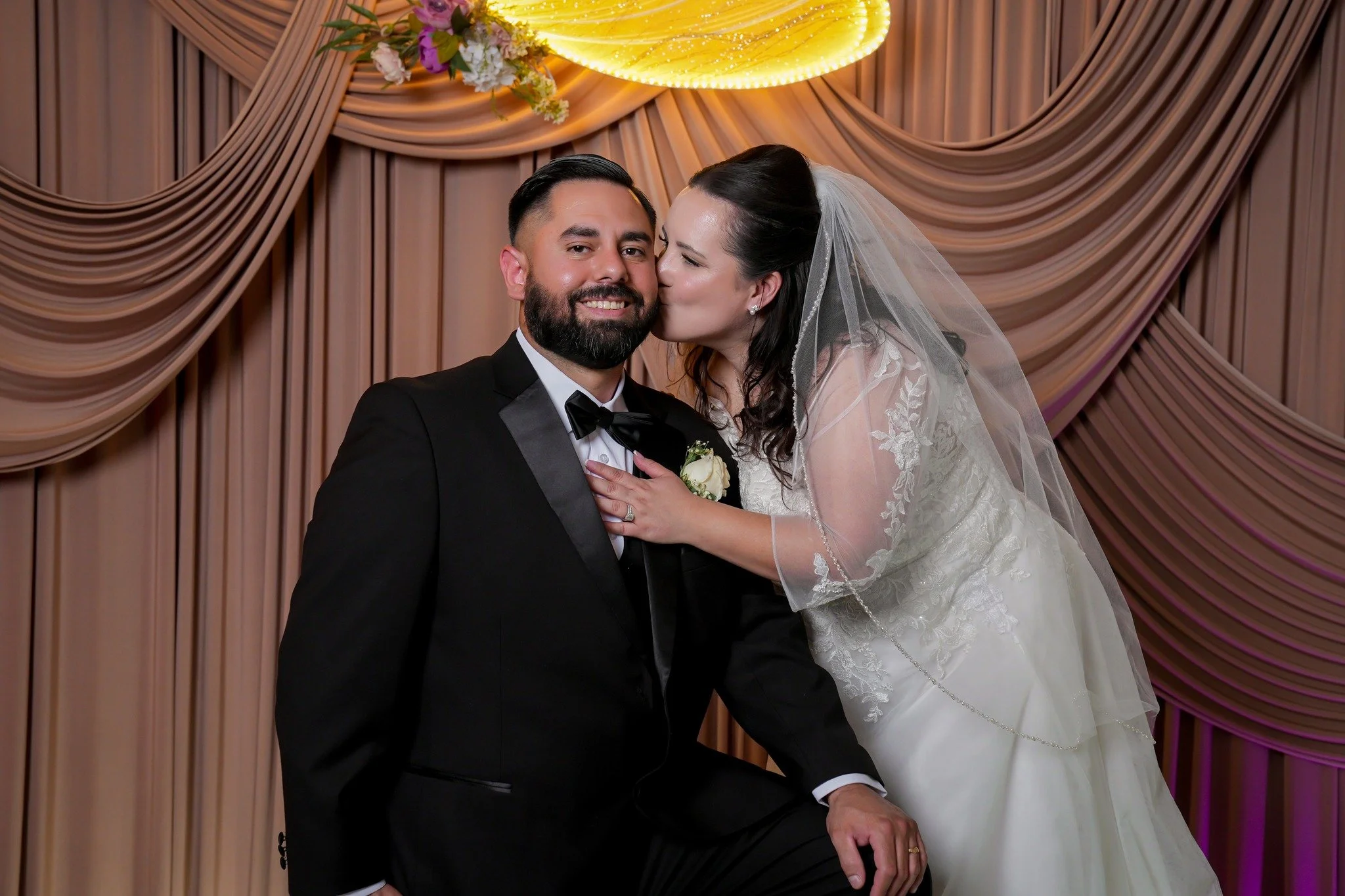 Maria y Gabriel 💕

&quot;Si tu supieras lo que significas realmente en mi vida,  te asombrar&iacute;as de ver el lugar y el concepto en el que yo te tengo. Por que eres ese sentimiento inexplicable pero real, del que no me quiero separar jam&aacute;