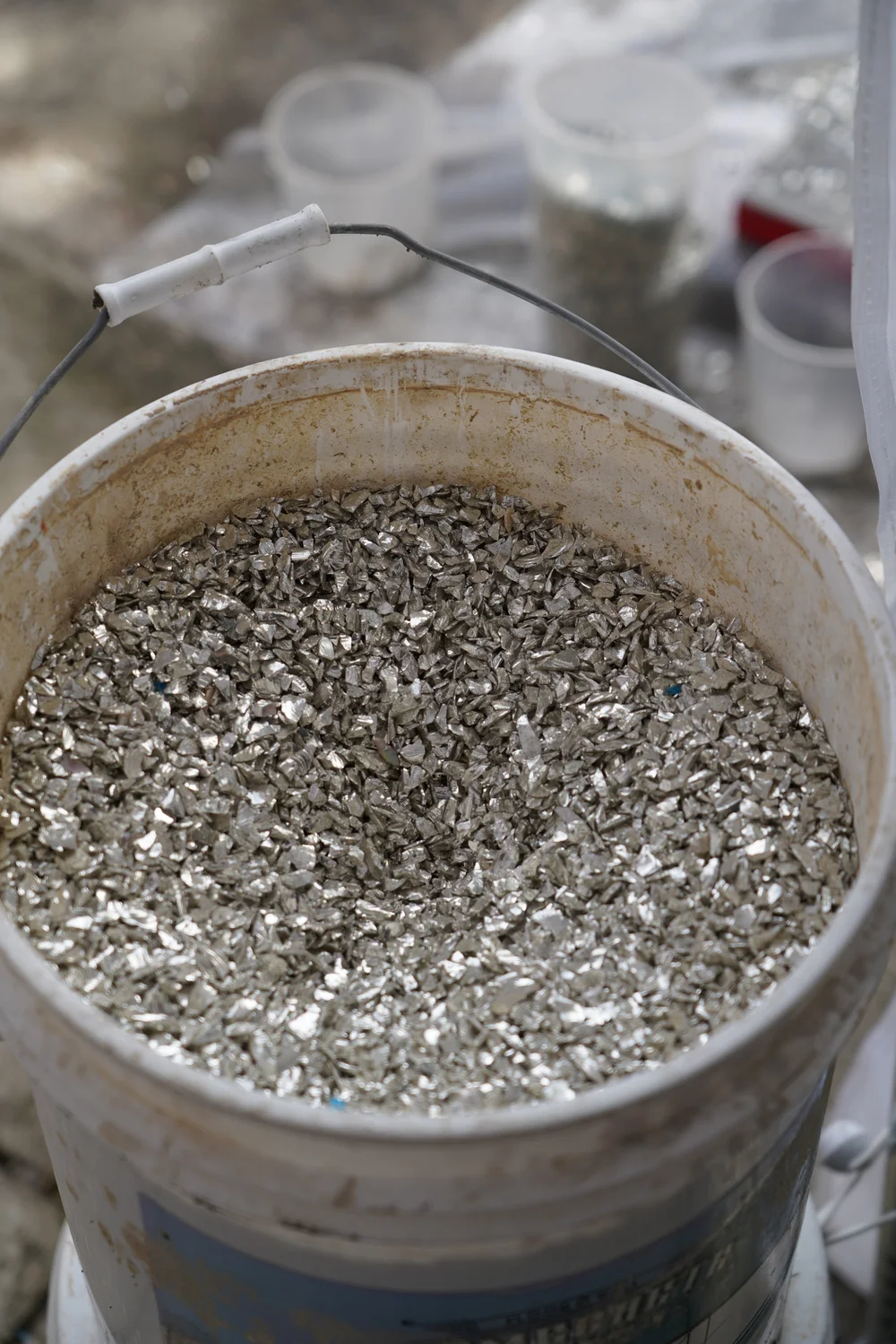 Firmecrete manufactured glass mirror aggregate.JPG