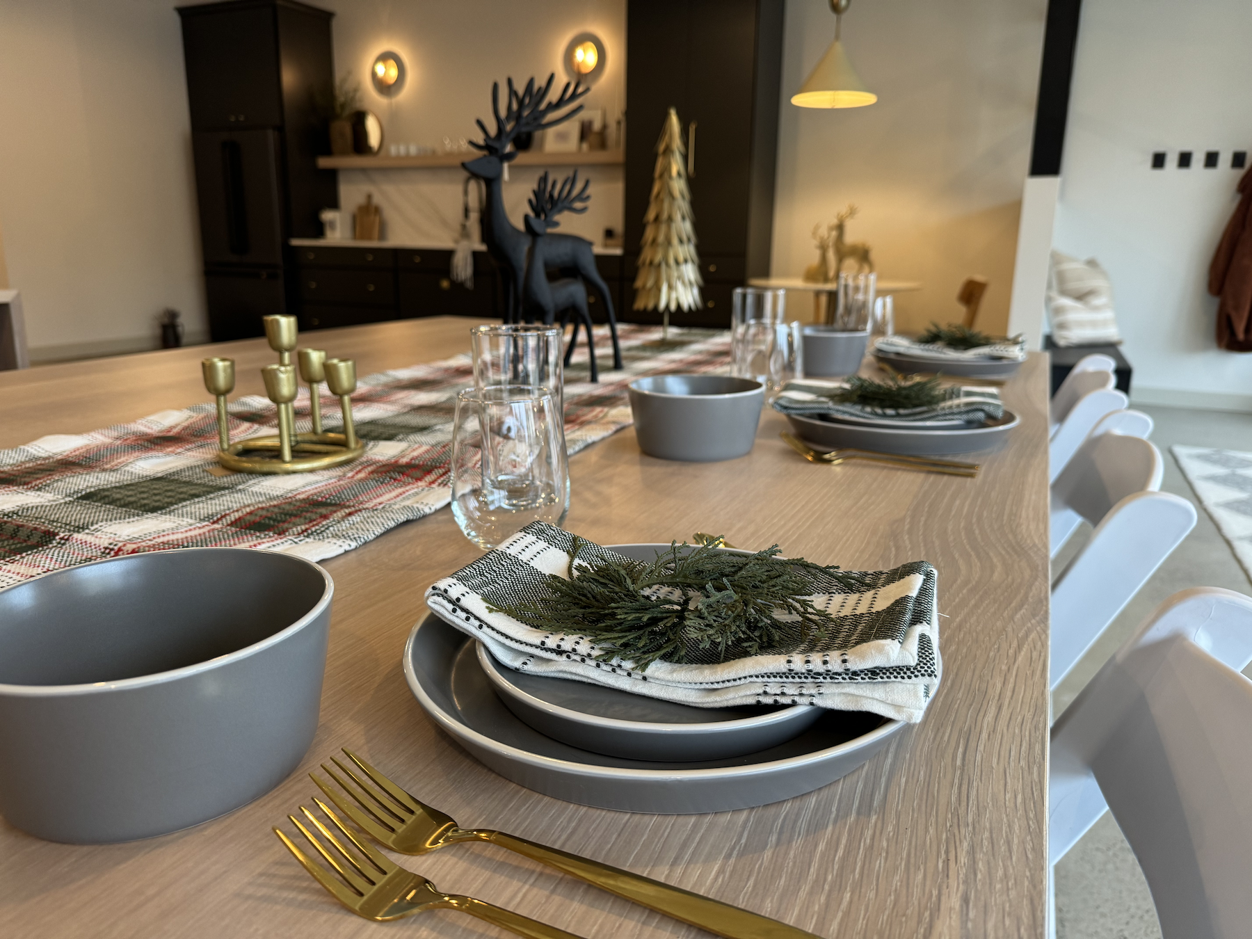 3 Tips for Stress-Free Holiday Entertaining