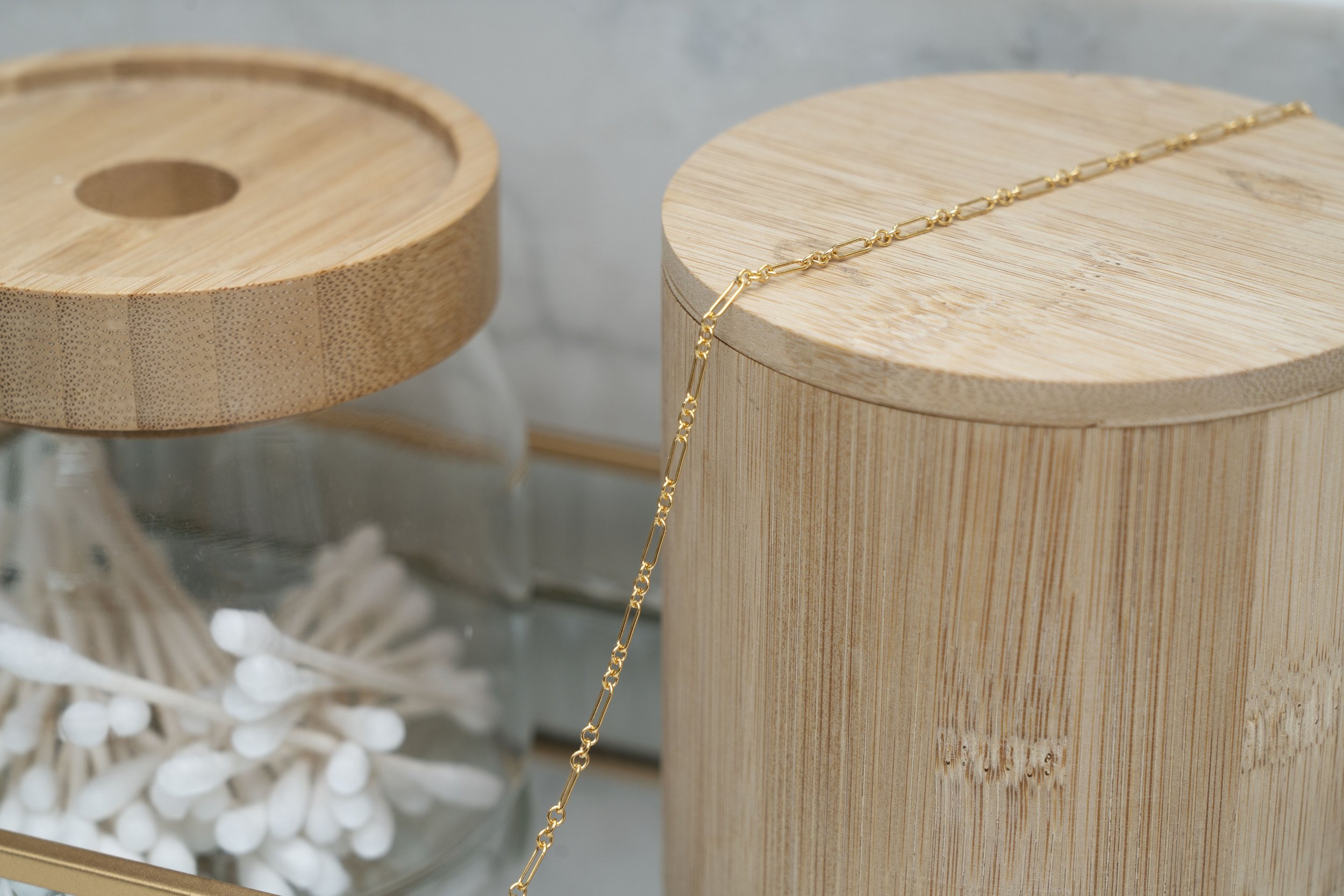 Linked by AEA chains185.jpg