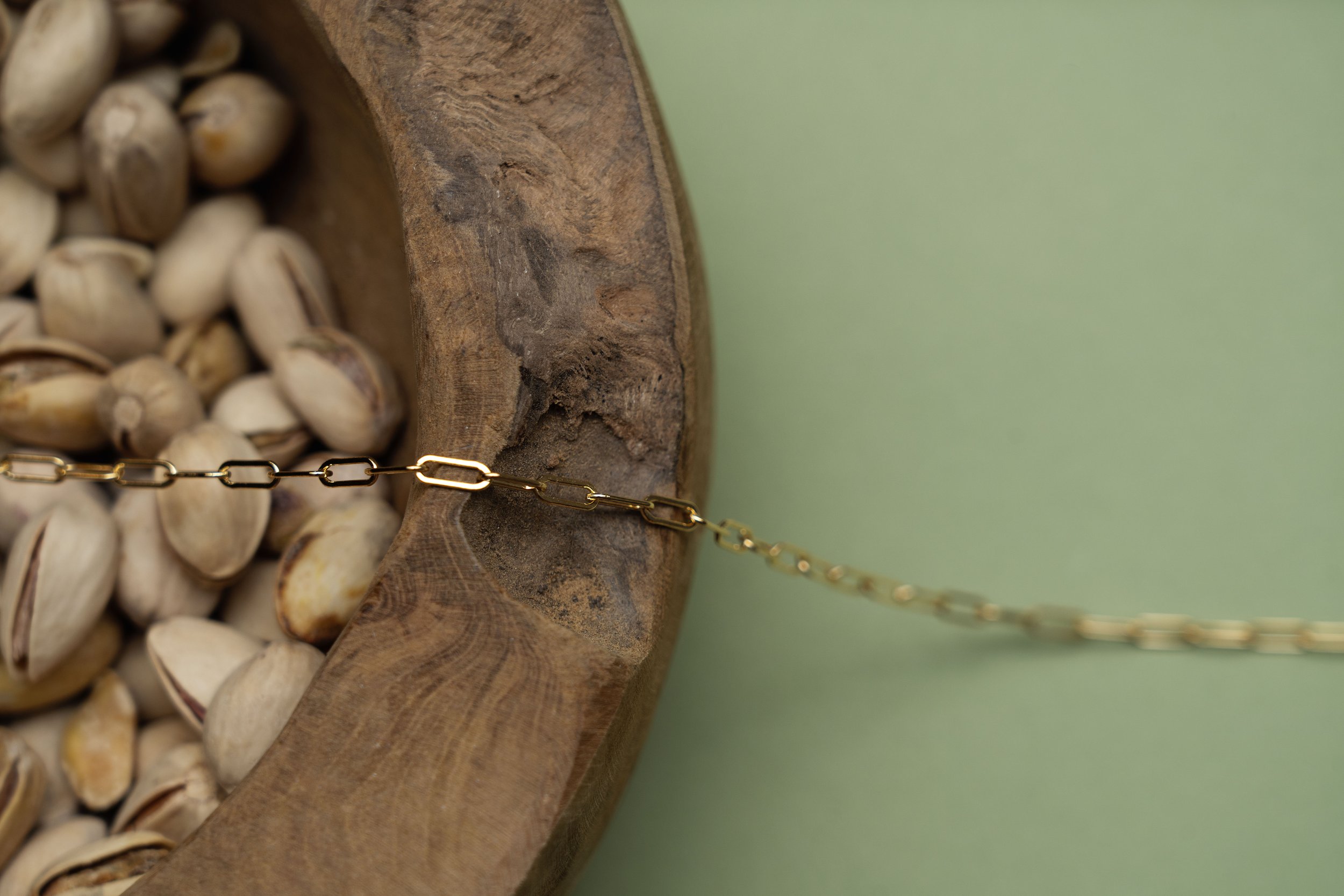 Linked by AEA chains159.jpg