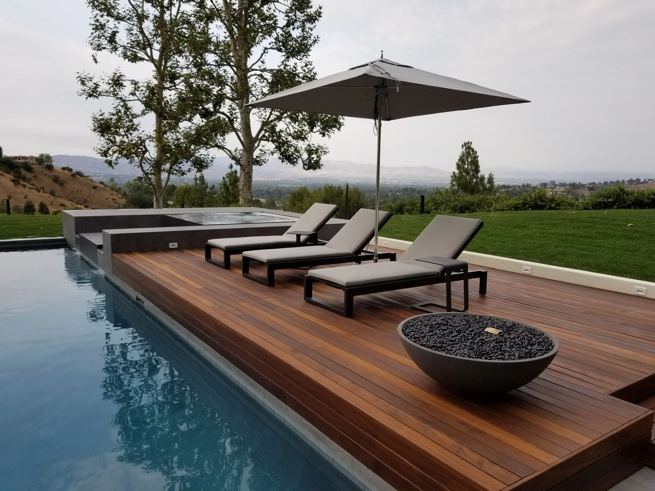 pool side outlook.jpeg