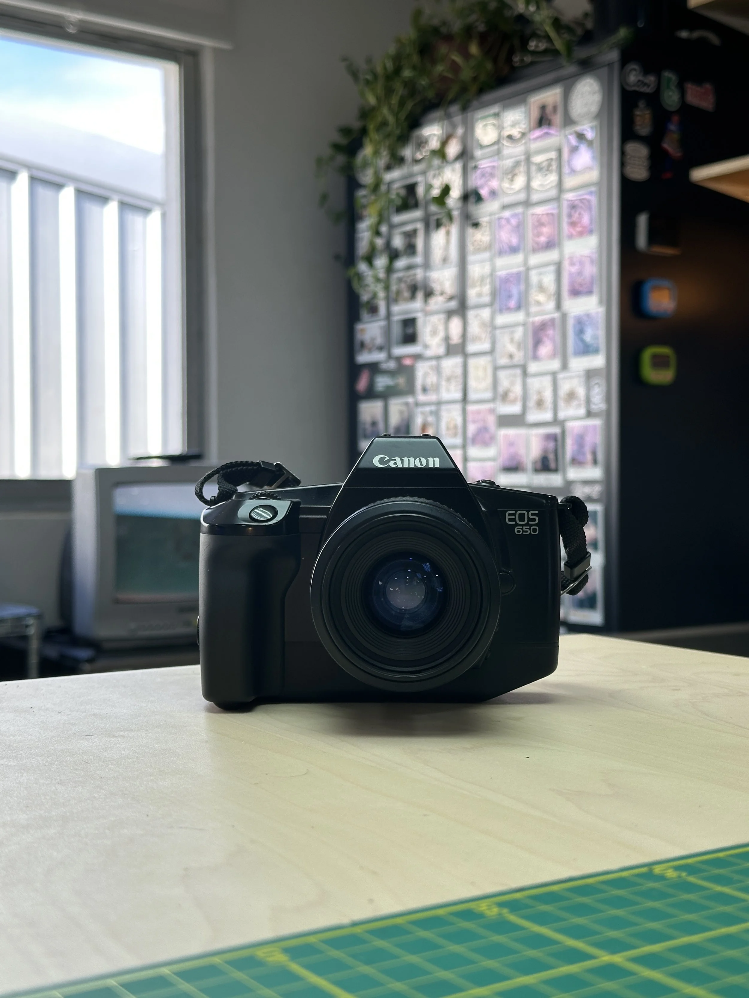 Canon EOS 650 - Lente Incluido - Tested - RD$8,000.00