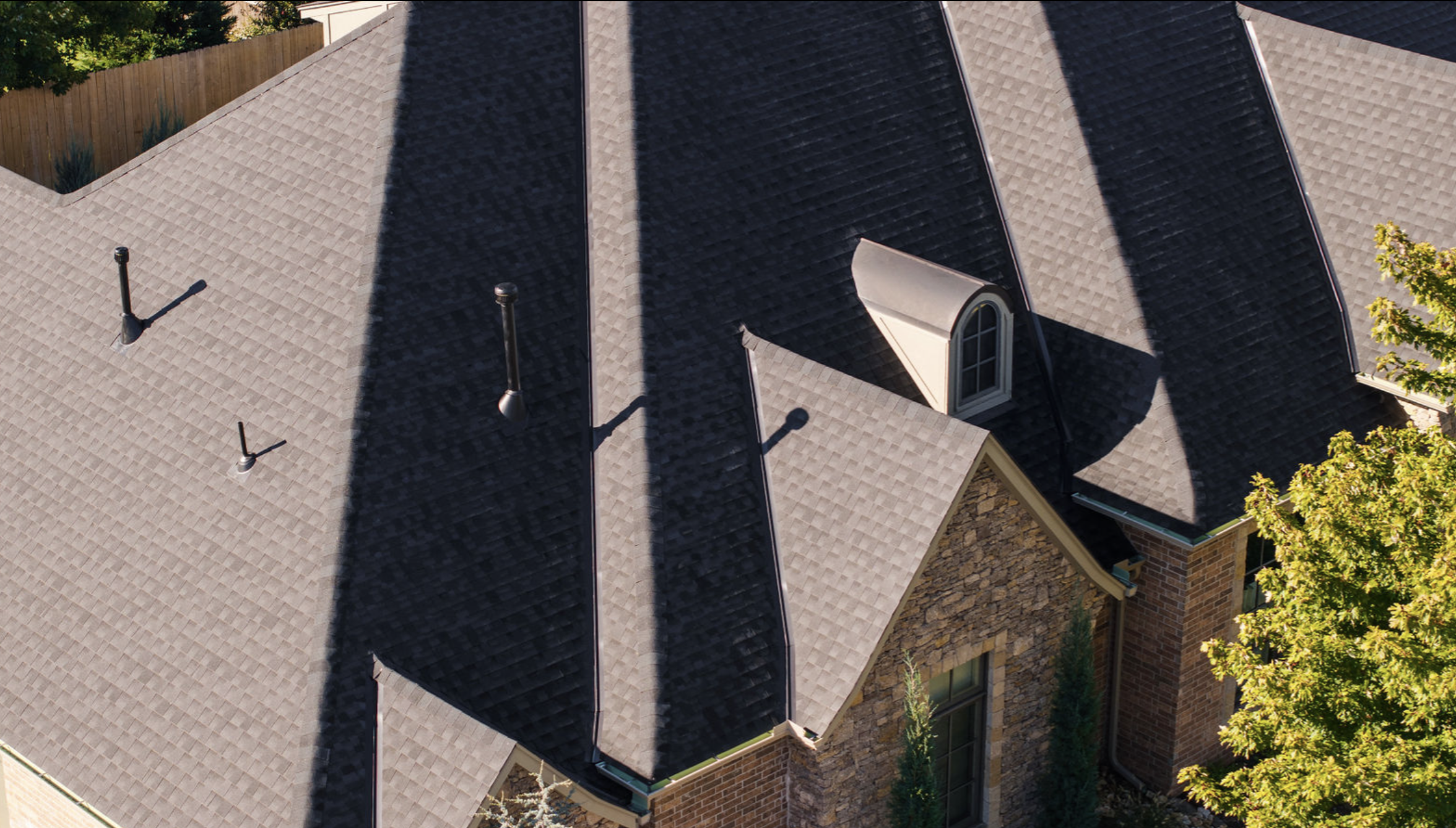What to Look for When Hiring a Roofer in OKC
