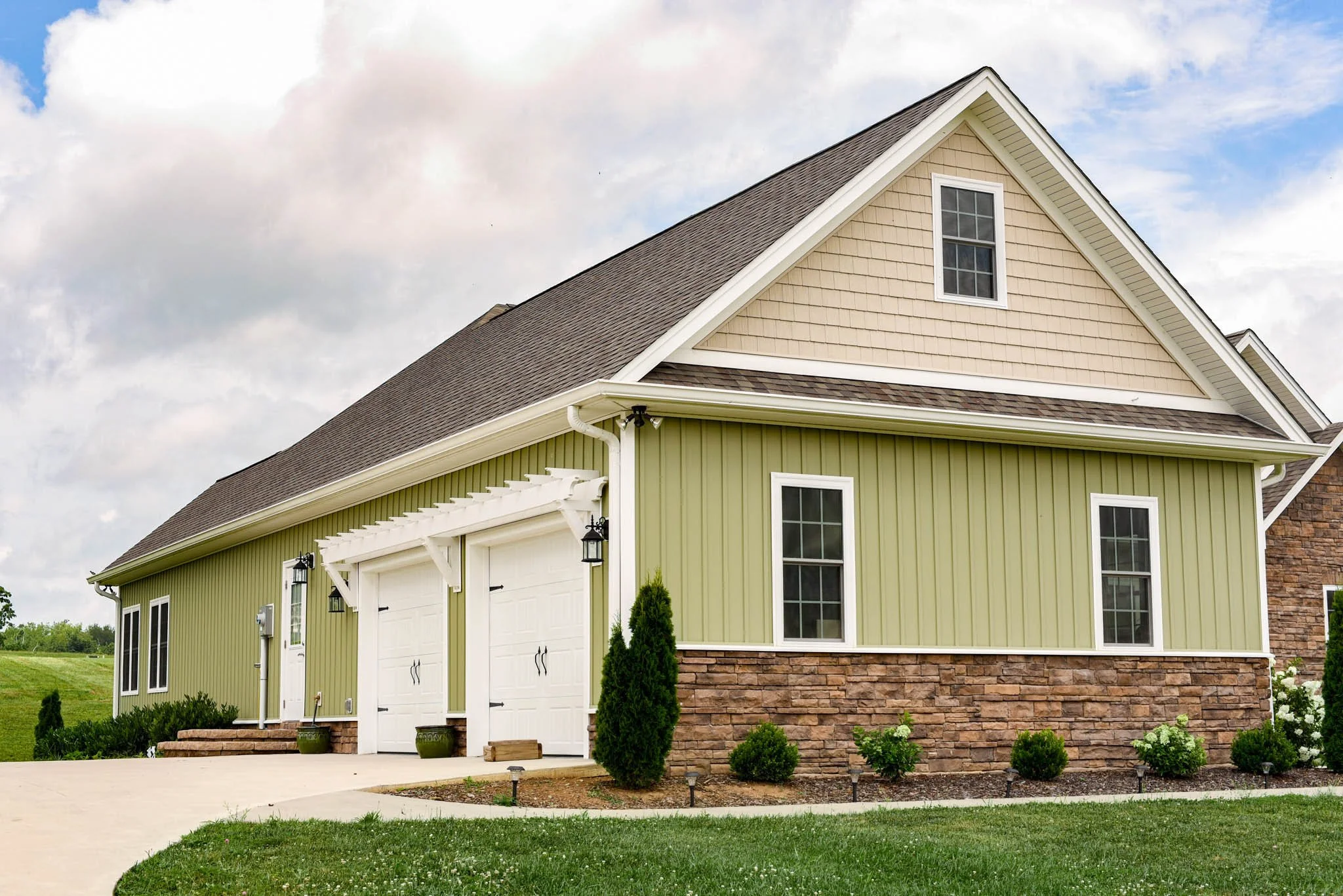 8in-BNB_Sage_CedarMAX.jpg