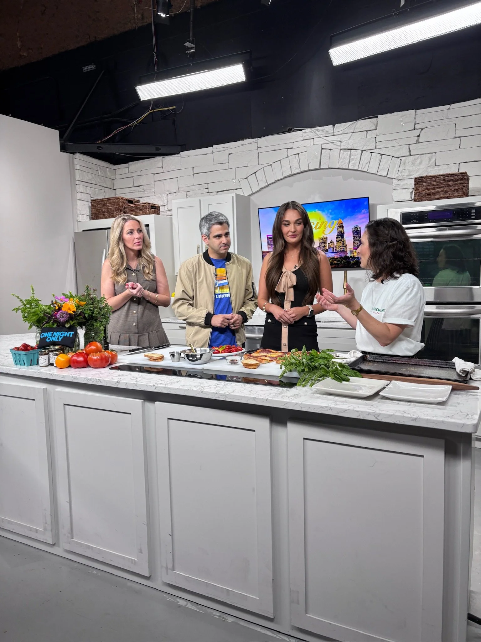 “The Tiny Chef” makes pizza inspired by “One Night Only”