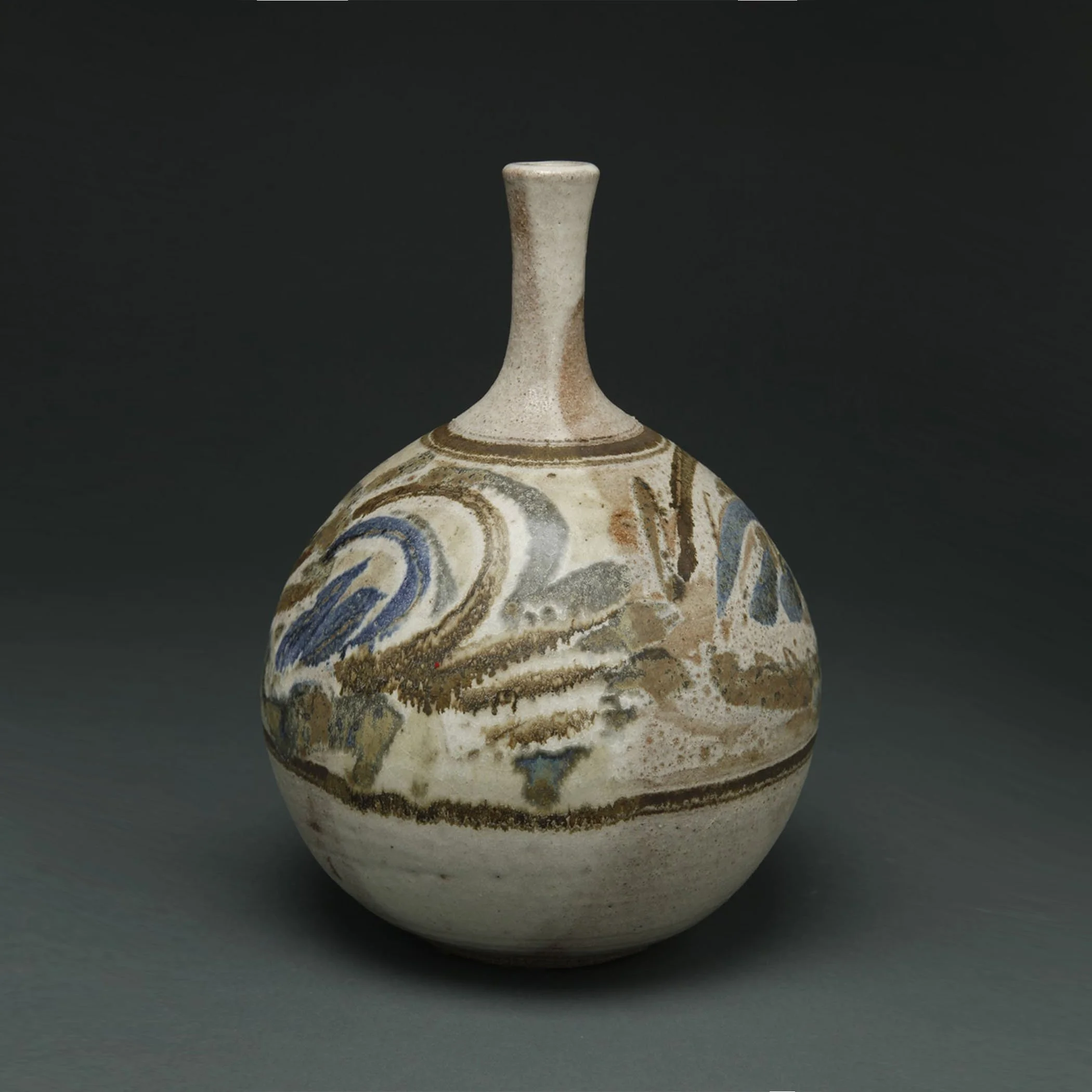 bottle.1976.11in.h. square.jpg