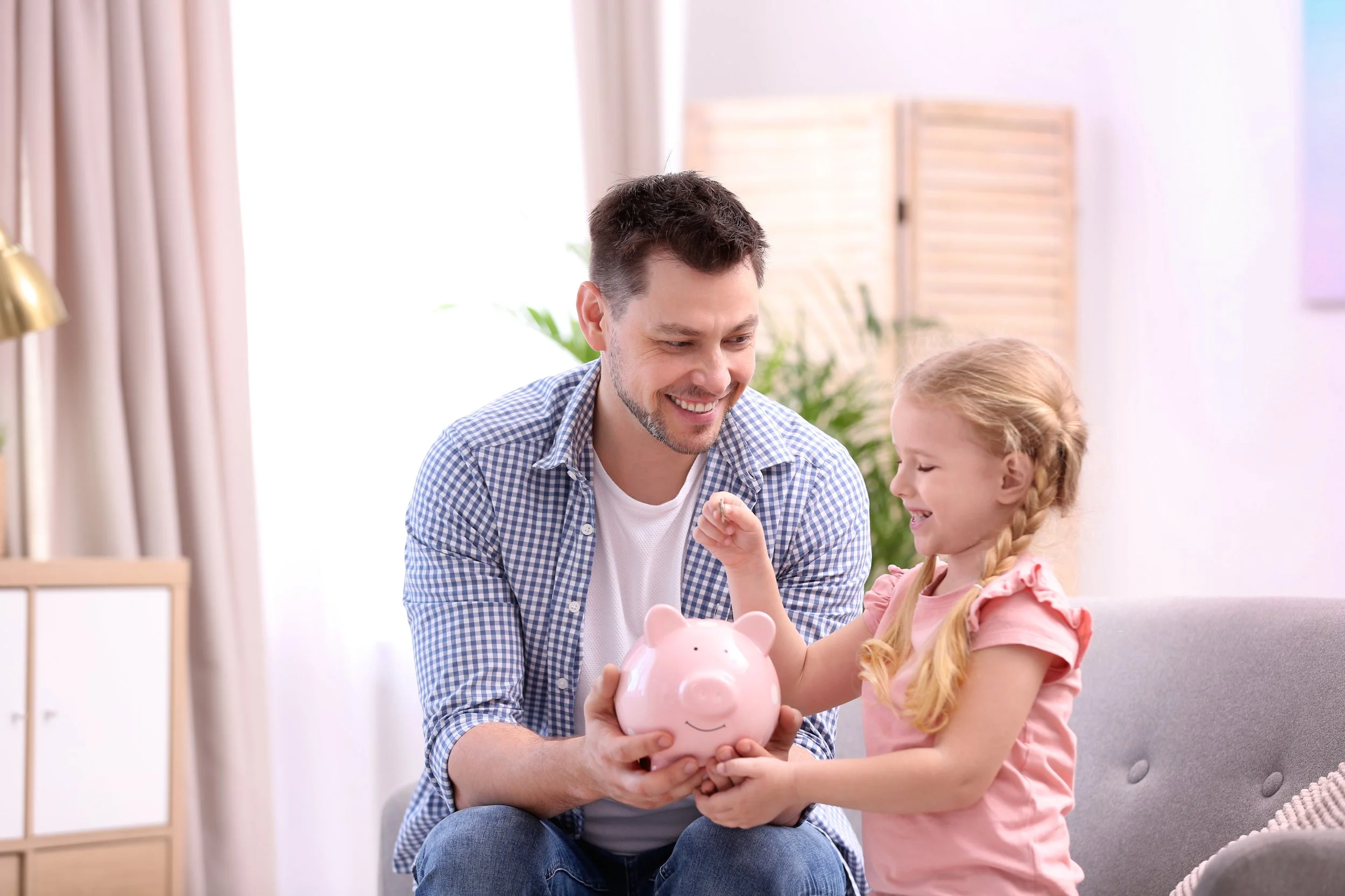 Why Kansas Families Choose Frontier’s Youth Savings Accounts