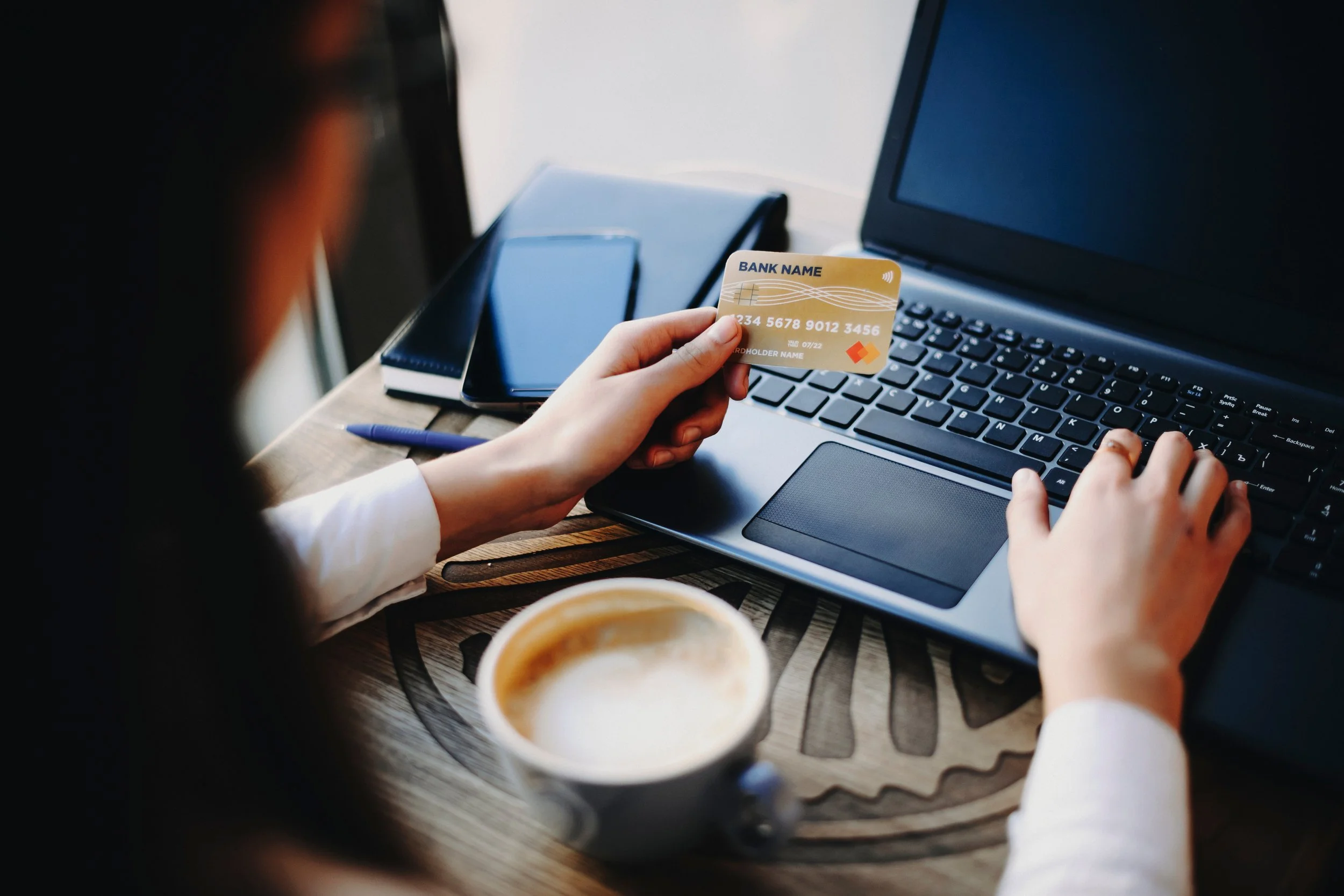 Using a Credit Card to Build Credit Responsibly