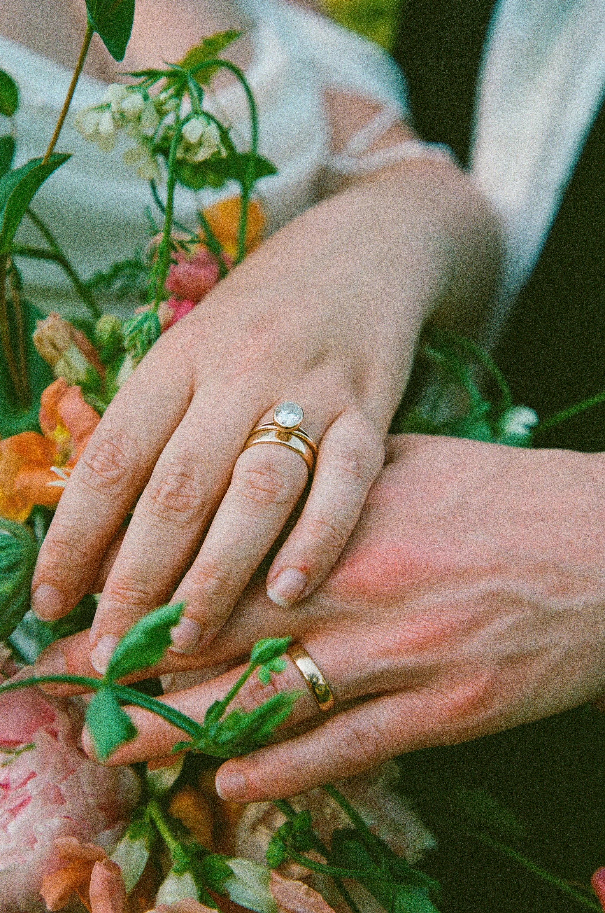 Maura & Macenzie-Portra400&800-05-16-26-98.jpg