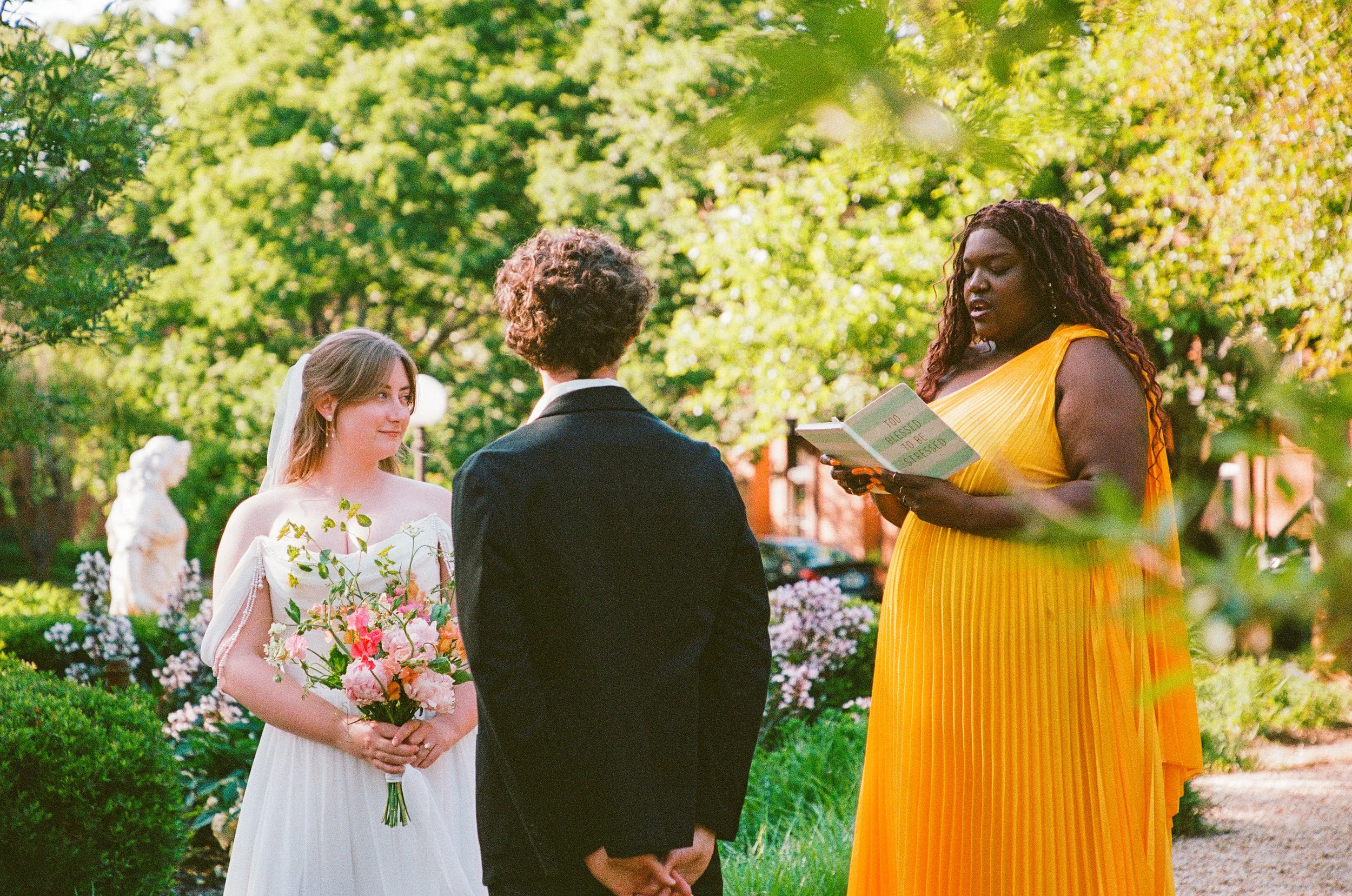Maura & Macenzie-Portra400&800-05-16-26-61.jpg