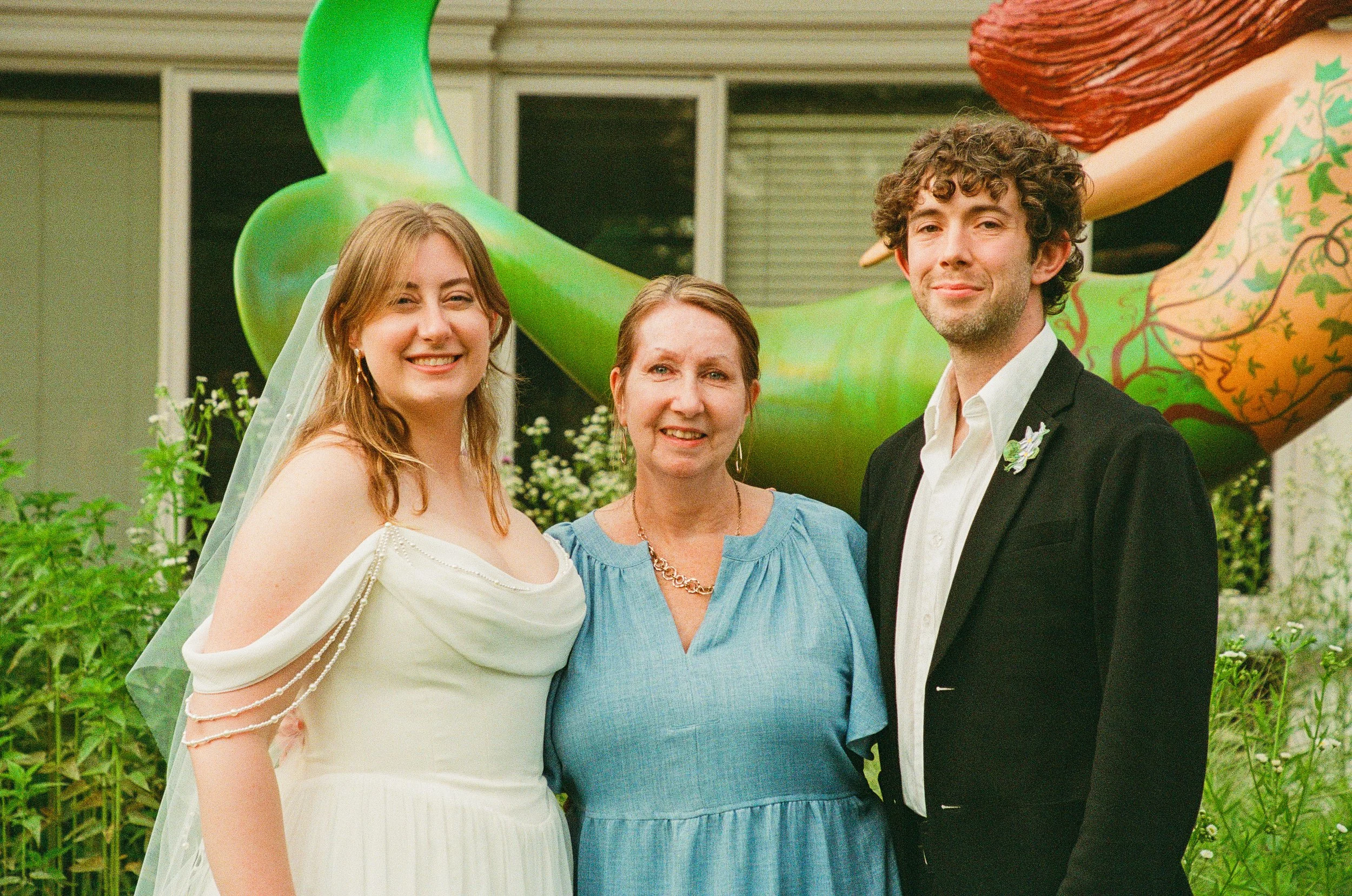 Maura & Macenzie-Portra400&800-05-16-26-150.jpg