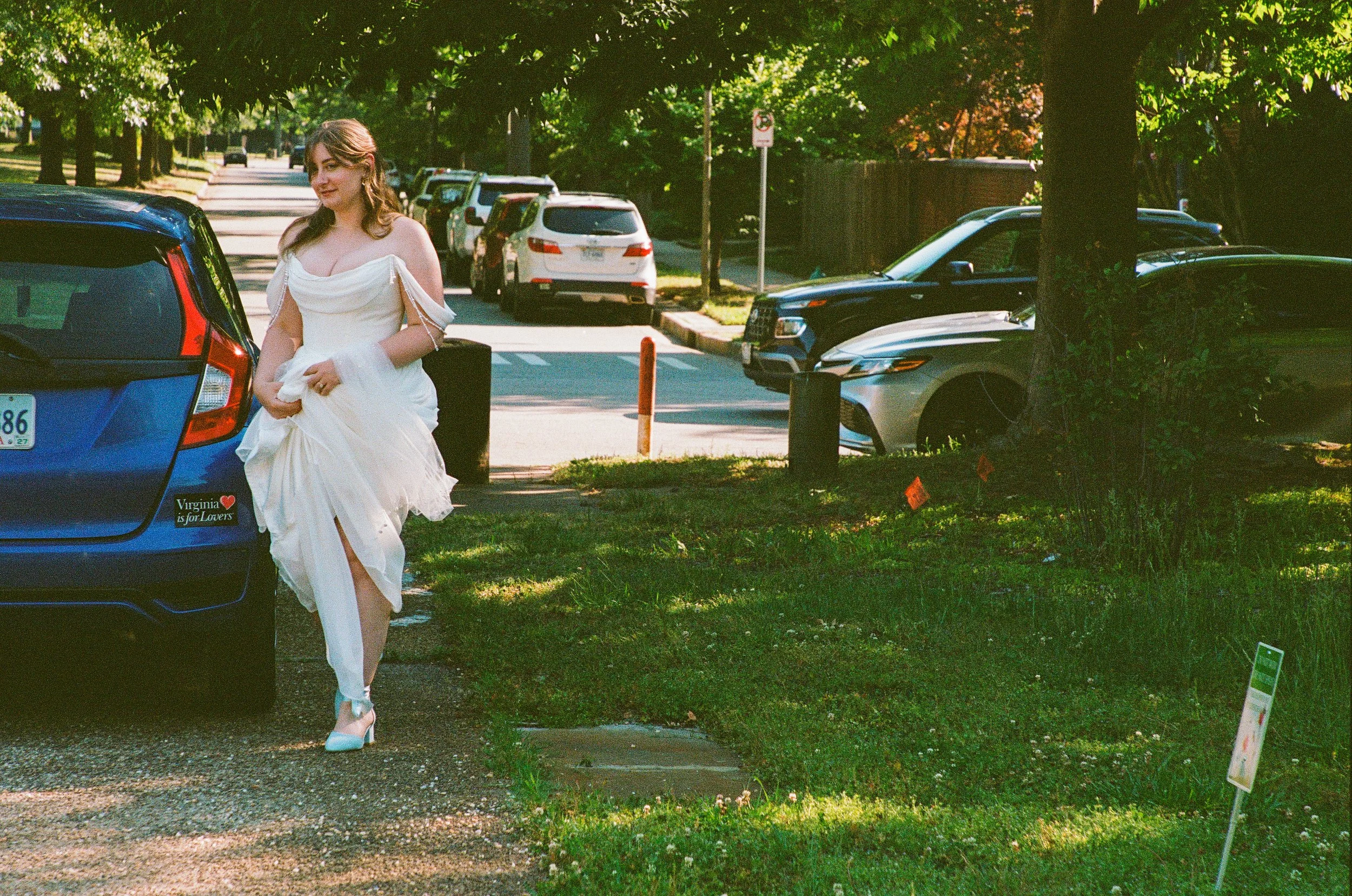 Maura & Macenzie-Portra400&800-05-16-26-48.jpg