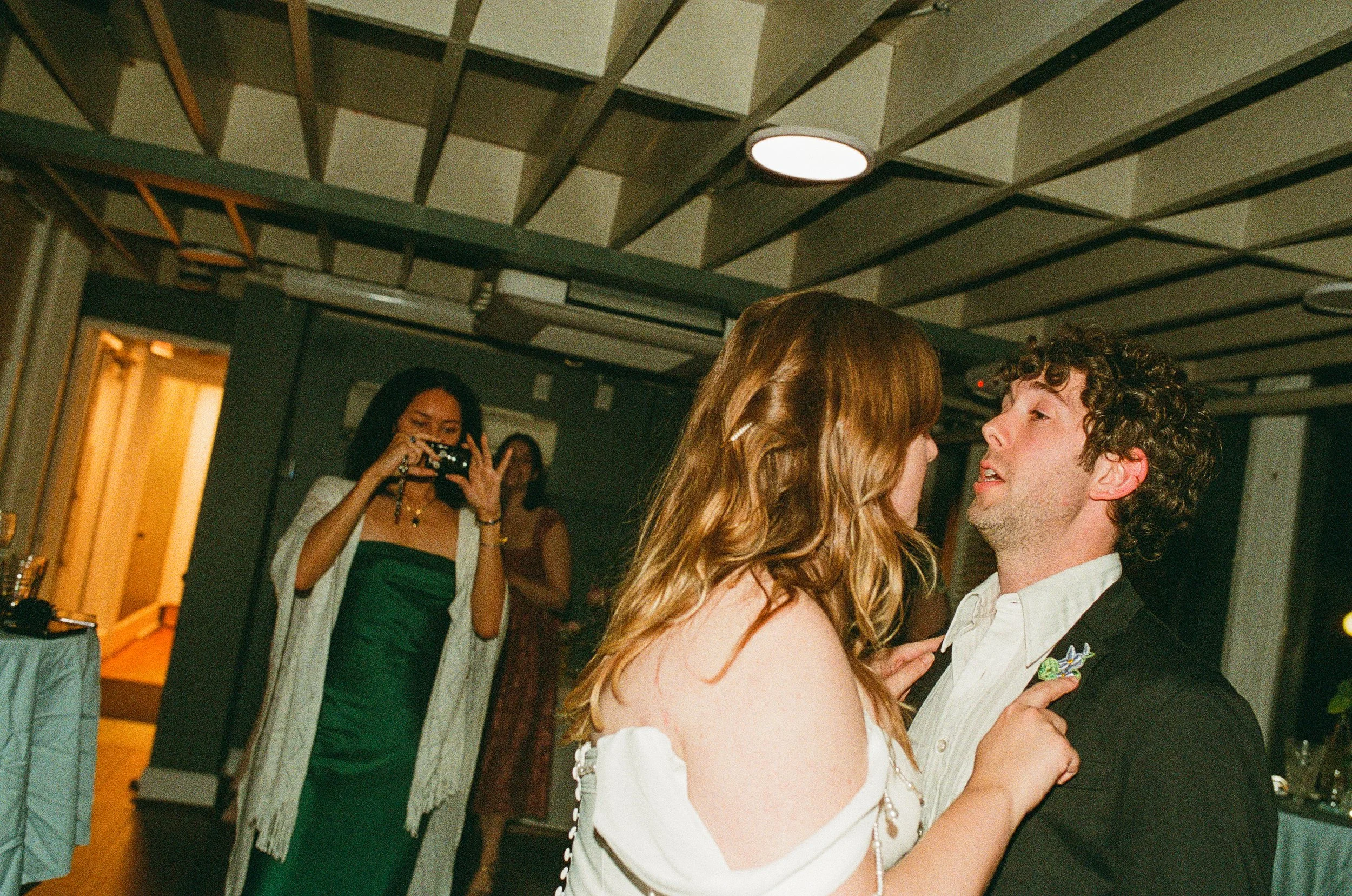 Maura & Macenzie-Portra400&800-05-16-26-244.jpg
