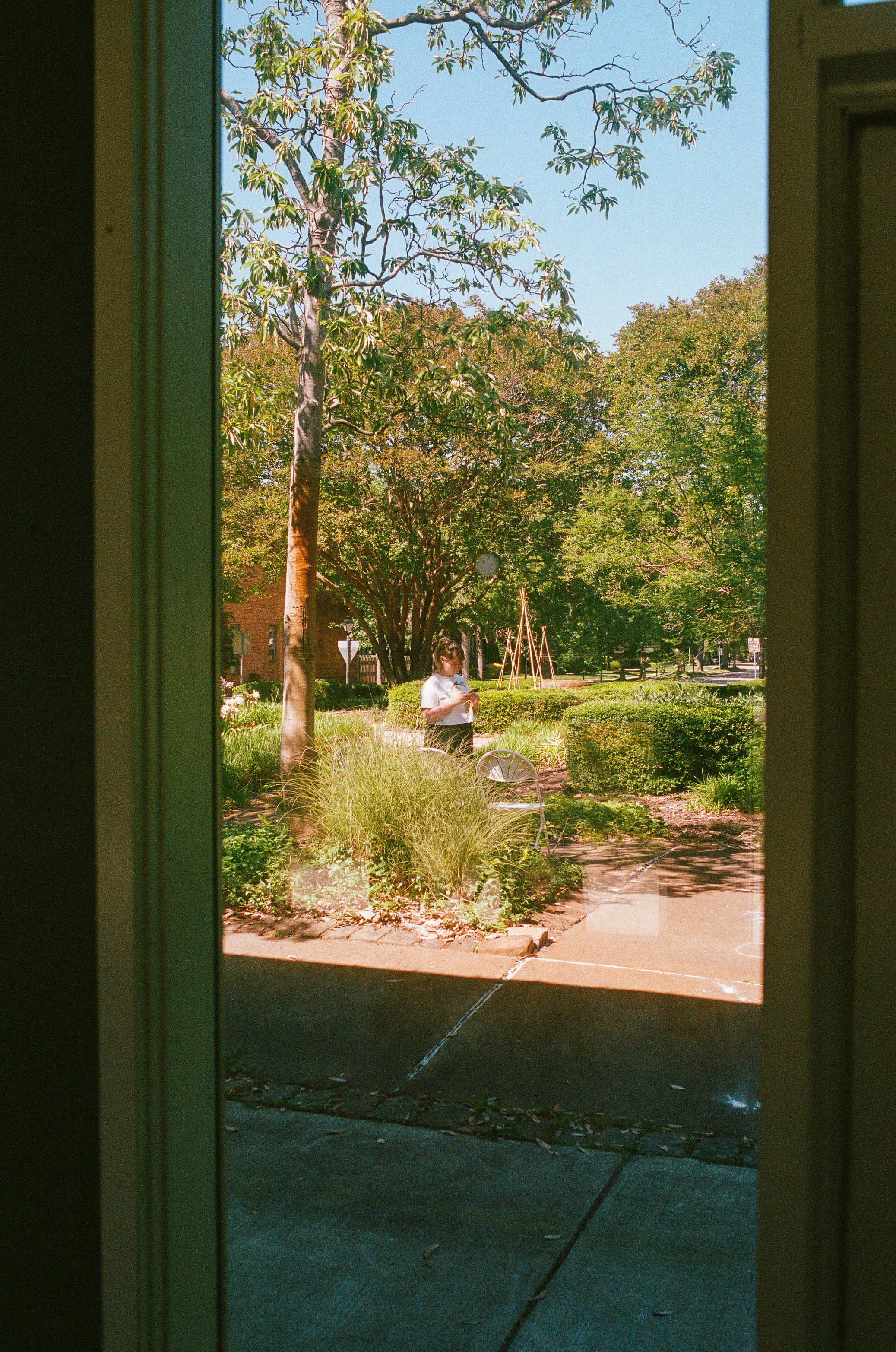 Maura & Macenzie-Portra400&800-05-16-26-13.jpg