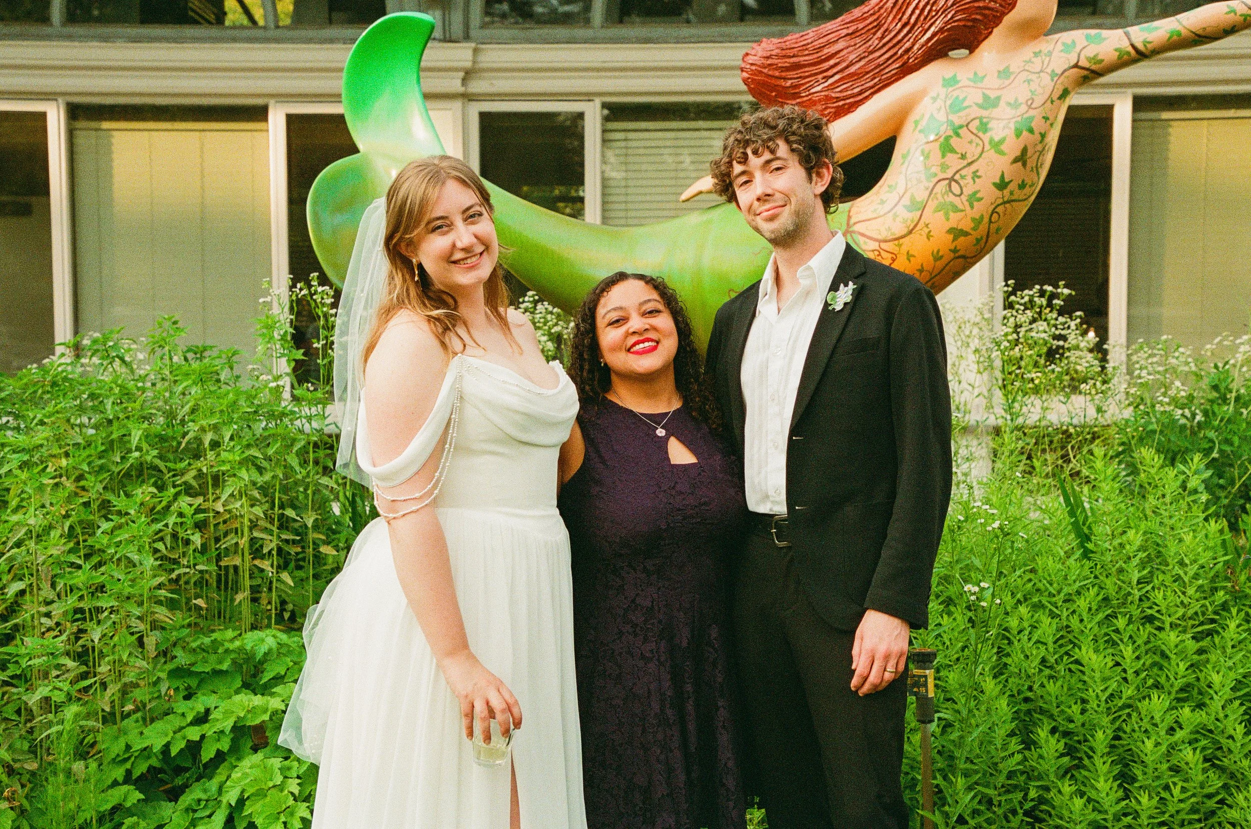 Maura & Macenzie-Portra400&800-05-16-26-151.jpg