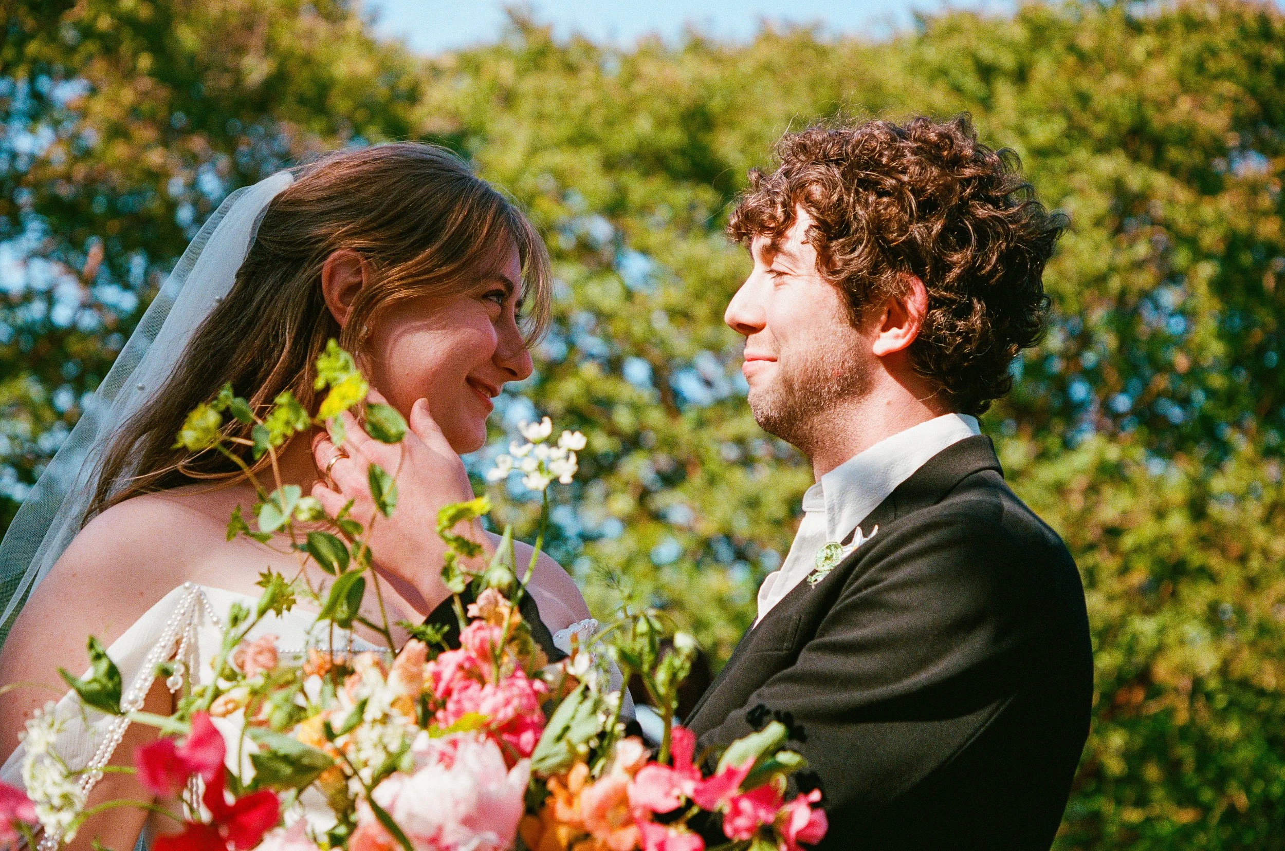 Maura & Macenzie-Portra400&800-05-16-26-81.jpg