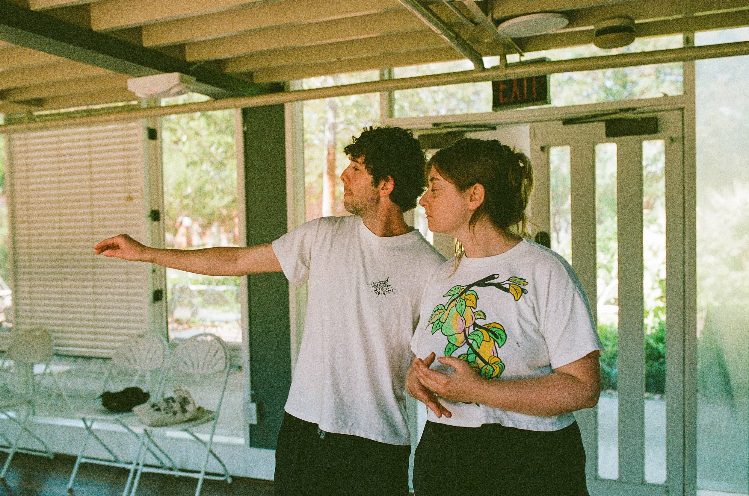 Maura & Macenzie-Portra400&800-05-16-26-11.jpg