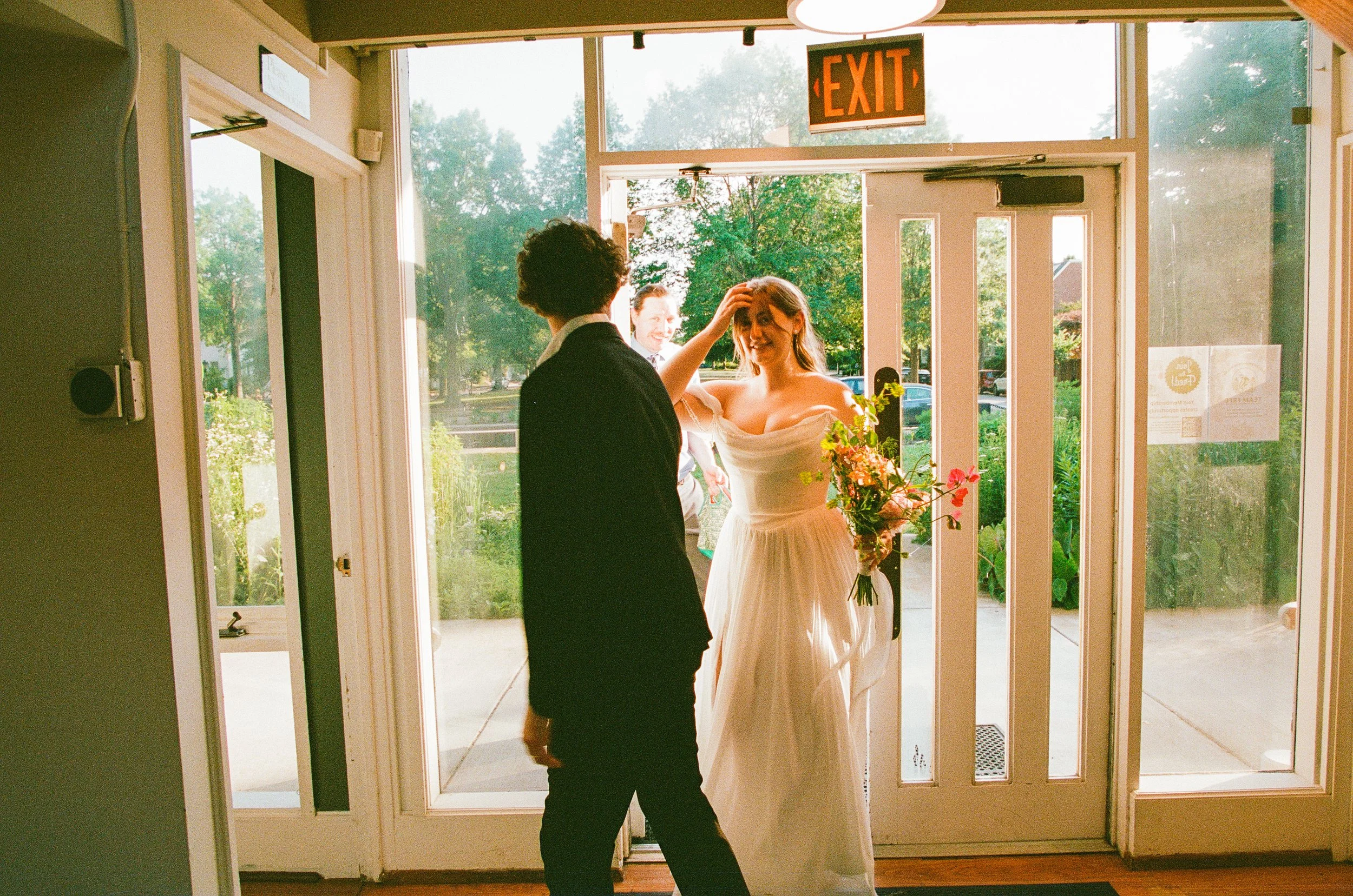 Maura & Macenzie-Portra400&800-05-16-26-130.jpg