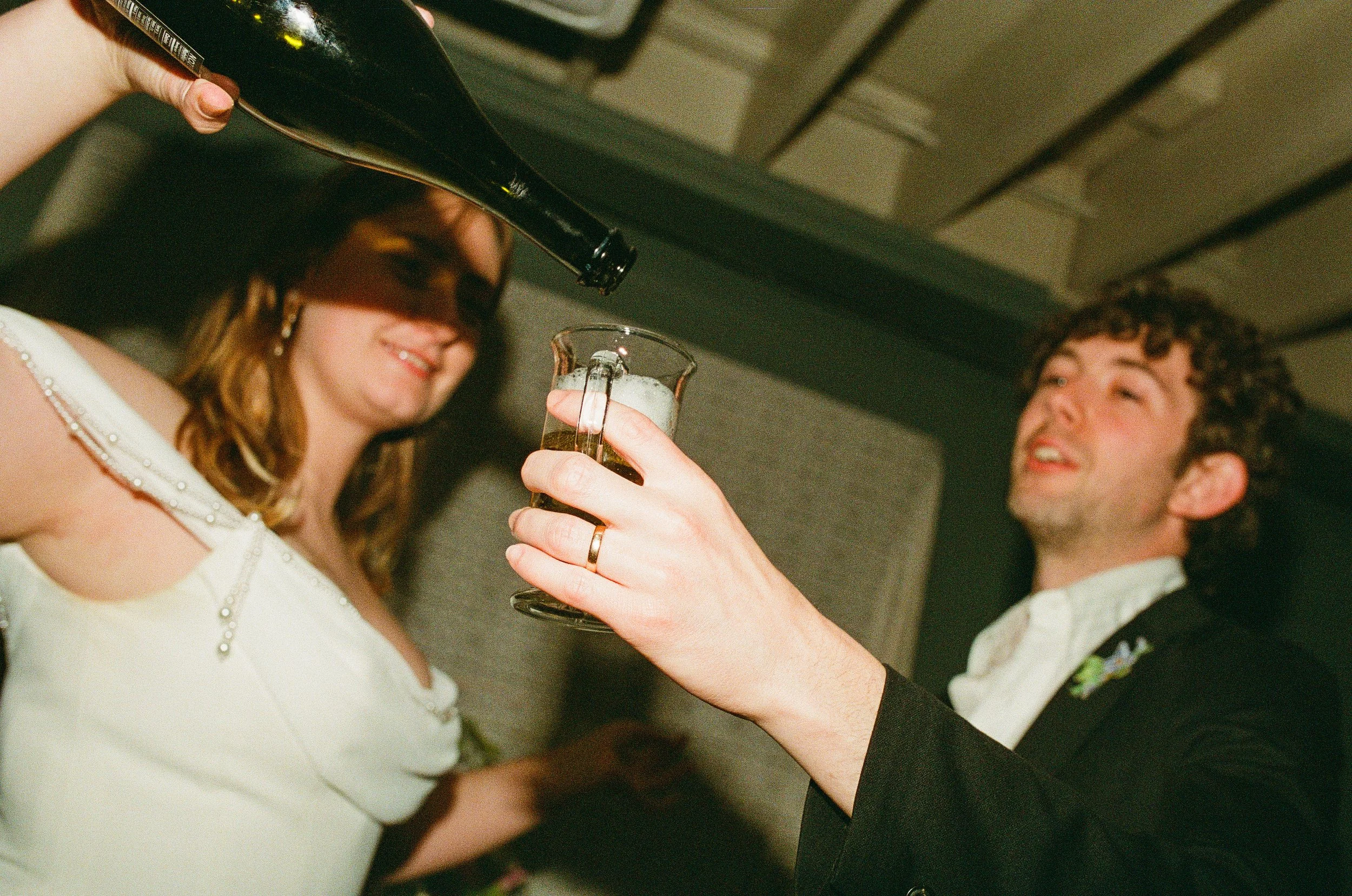 Maura & Macenzie-Portra400&800-05-16-26-223.jpg