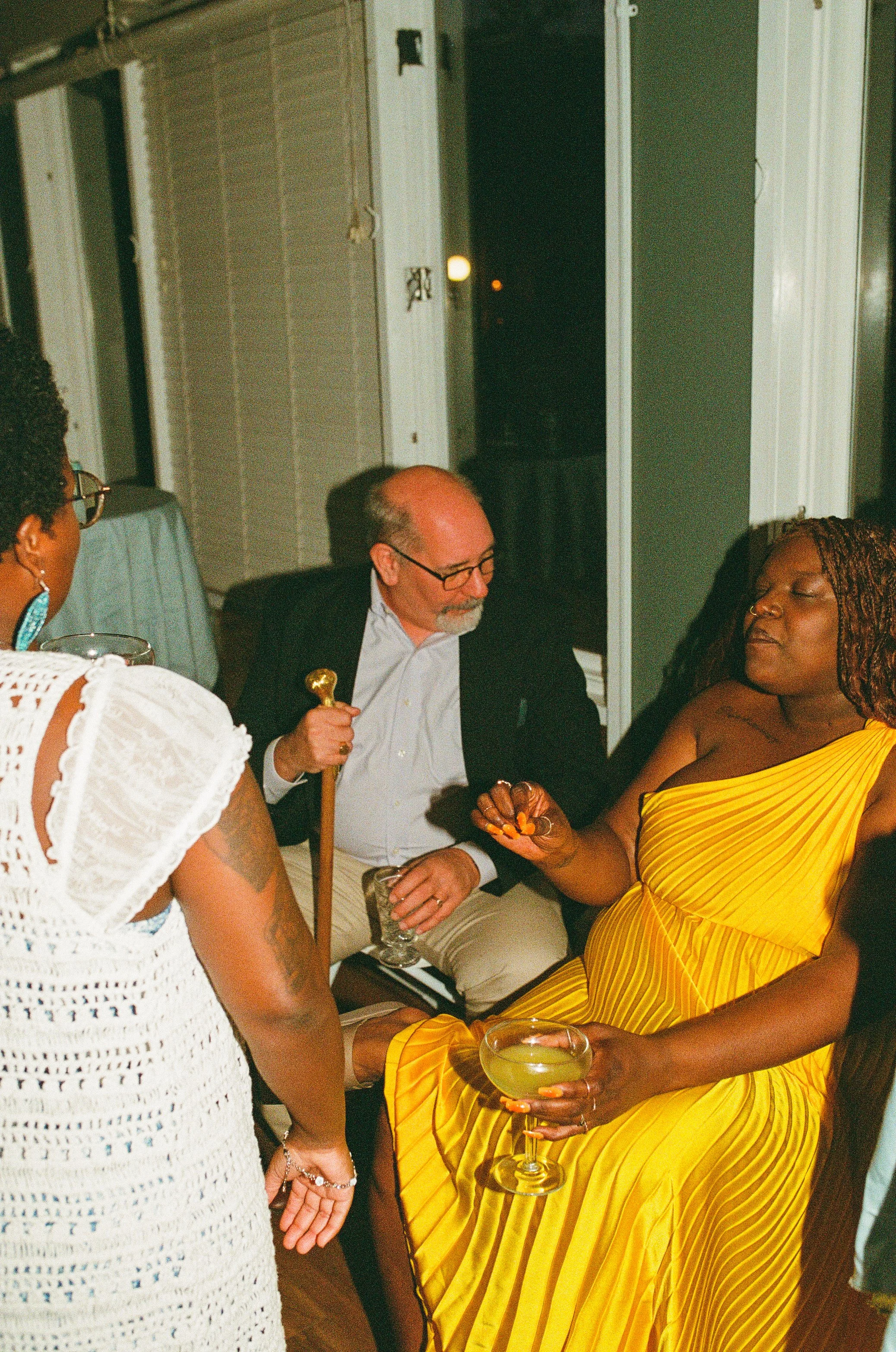 Maura & Macenzie-Portra400&800-05-16-26-213.jpg